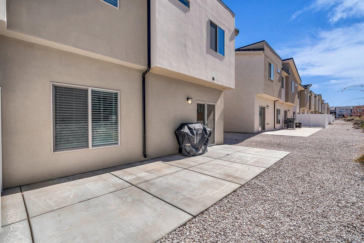 SOUTH DESERT TH - Residential