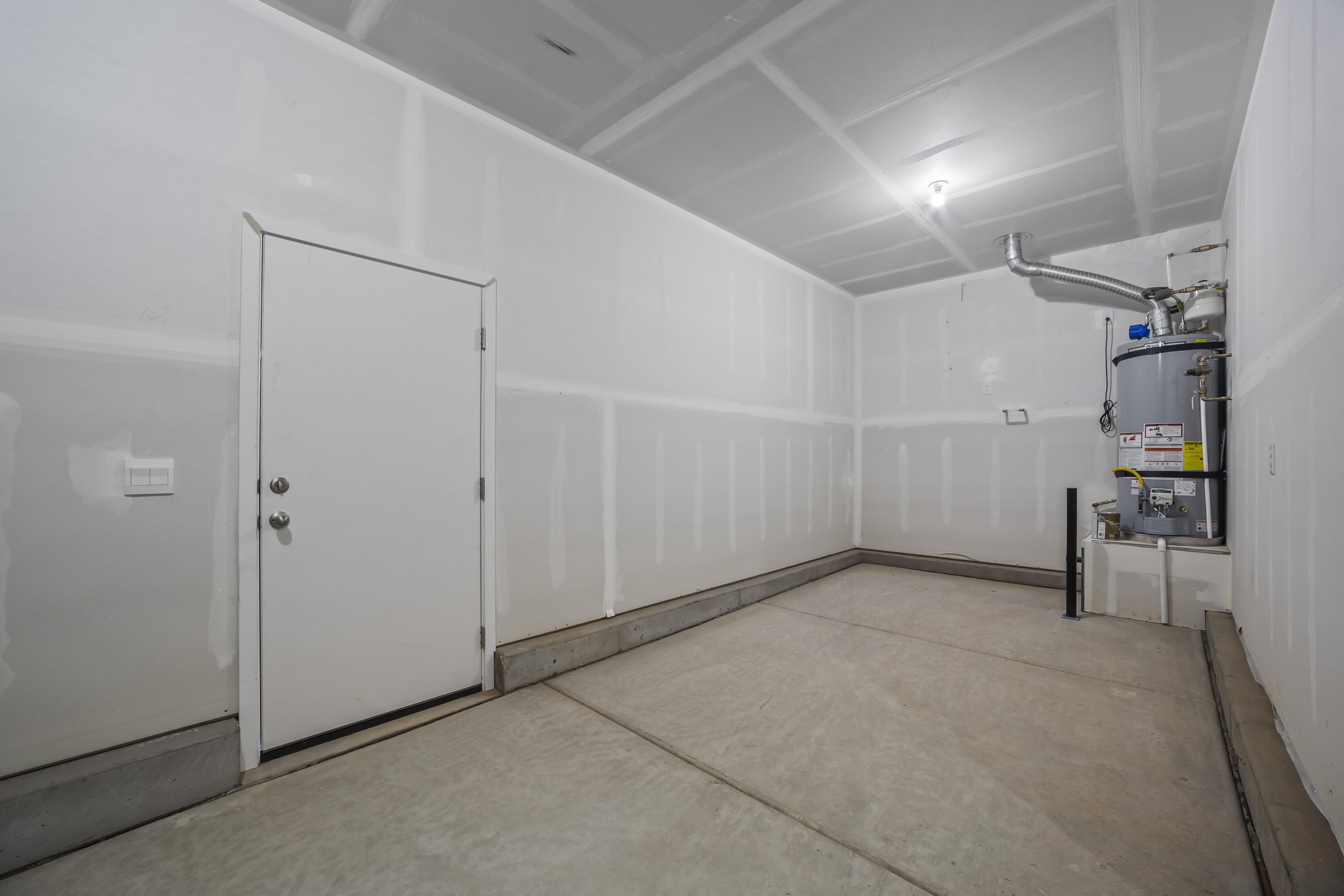 CORRAL HOLLOW AT LONG VALLEY - Residential