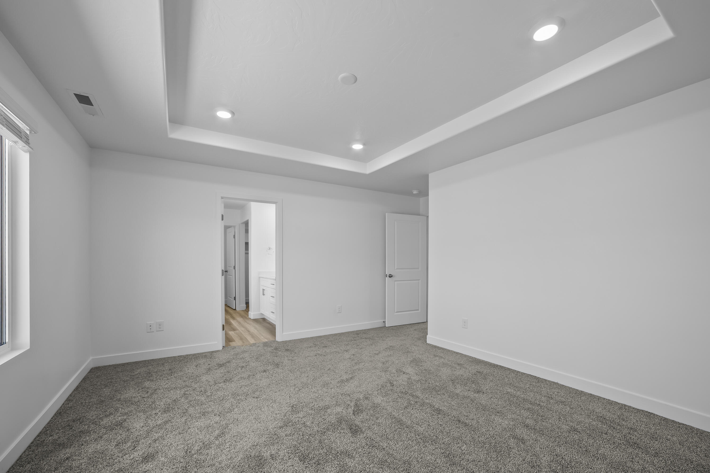 CORRAL HOLLOW AT LONG VALLEY - Residential