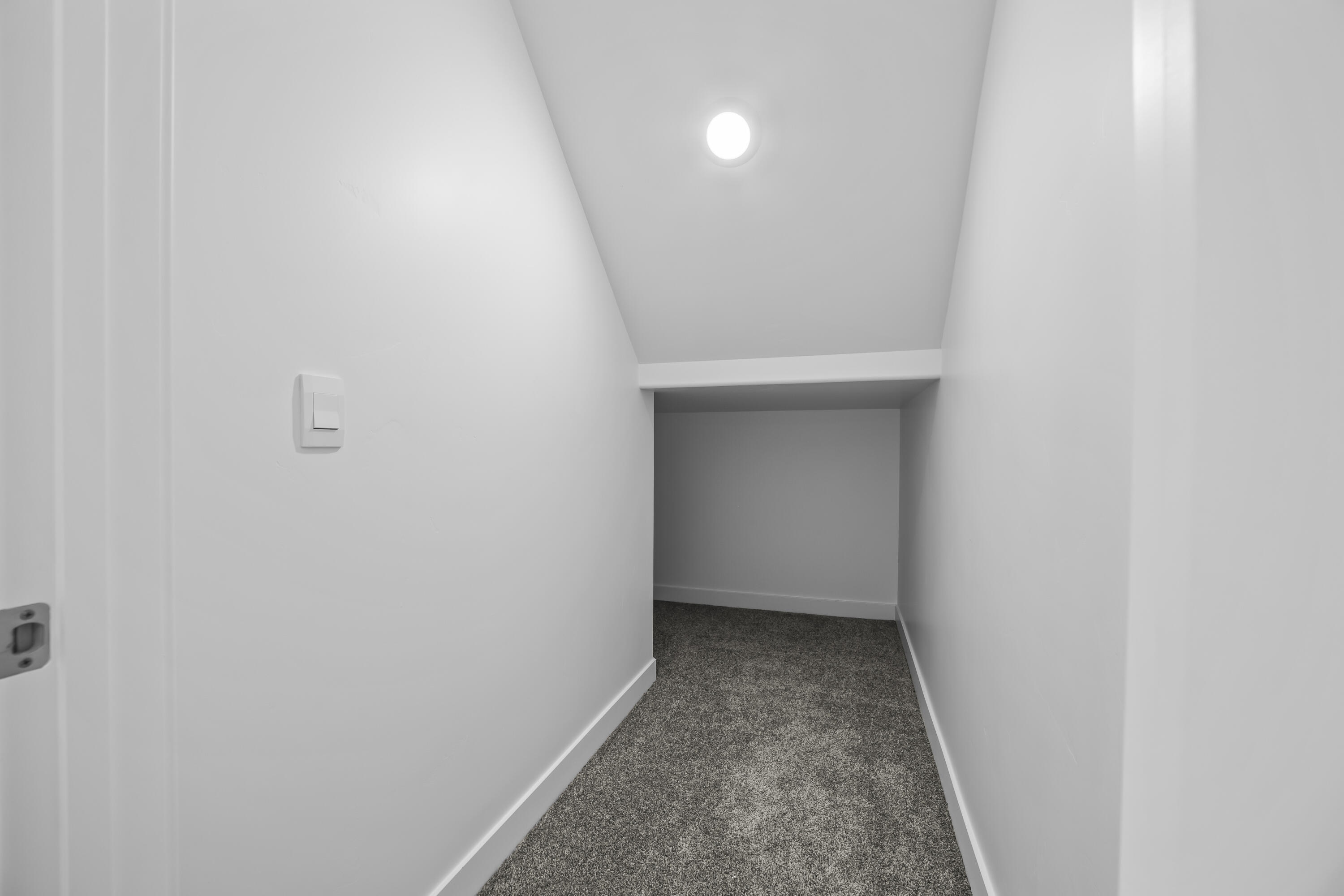 CORRAL HOLLOW AT LONG VALLEY - Residential