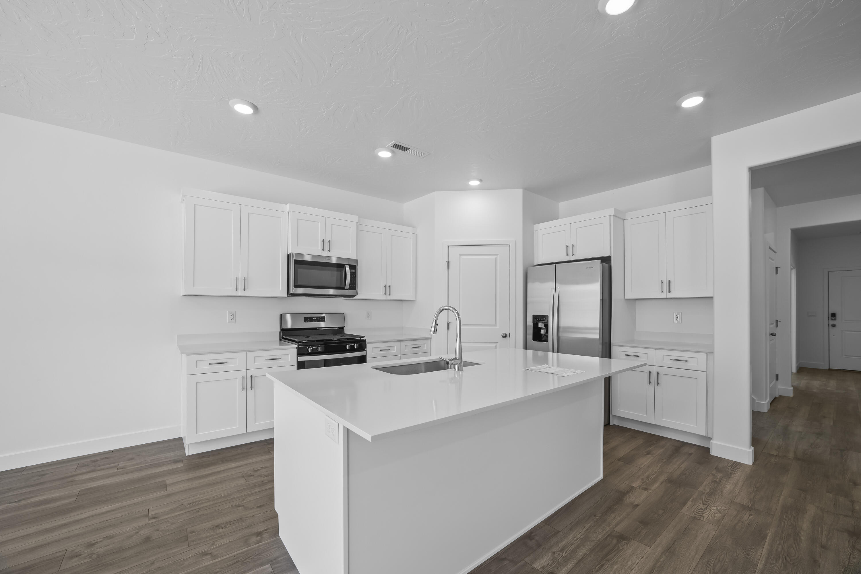 CORRAL HOLLOW AT LONG VALLEY - Residential