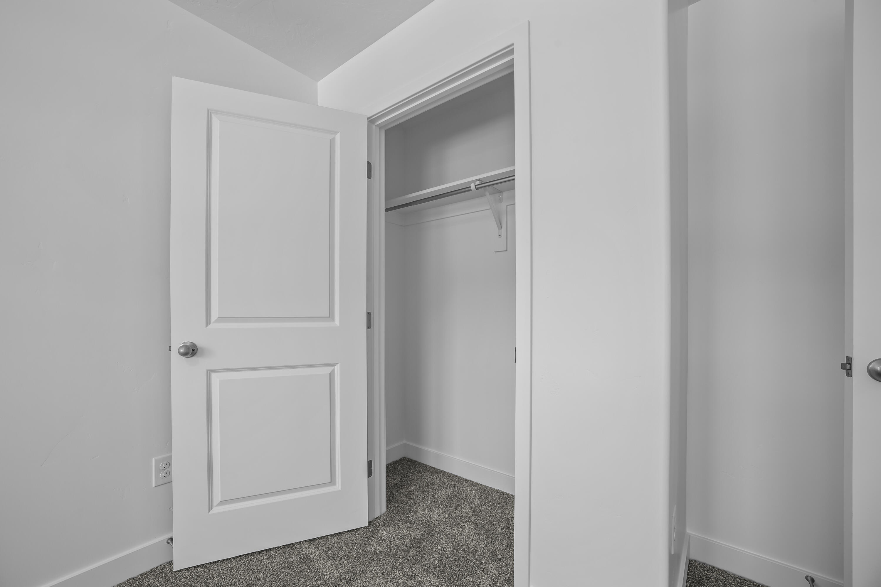 CORRAL HOLLOW AT LONG VALLEY - Residential