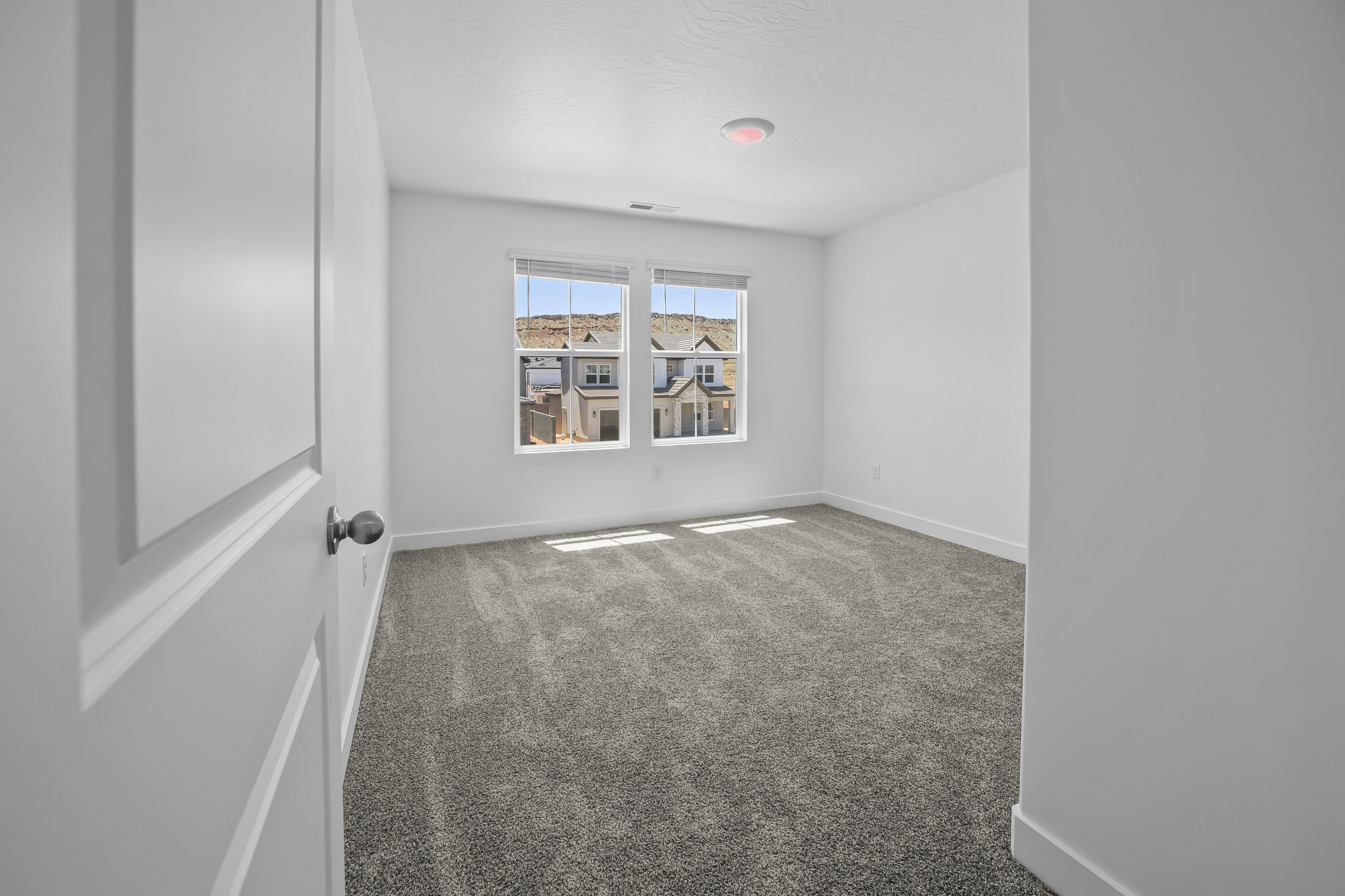 CORRAL HOLLOW AT LONG VALLEY - Residential