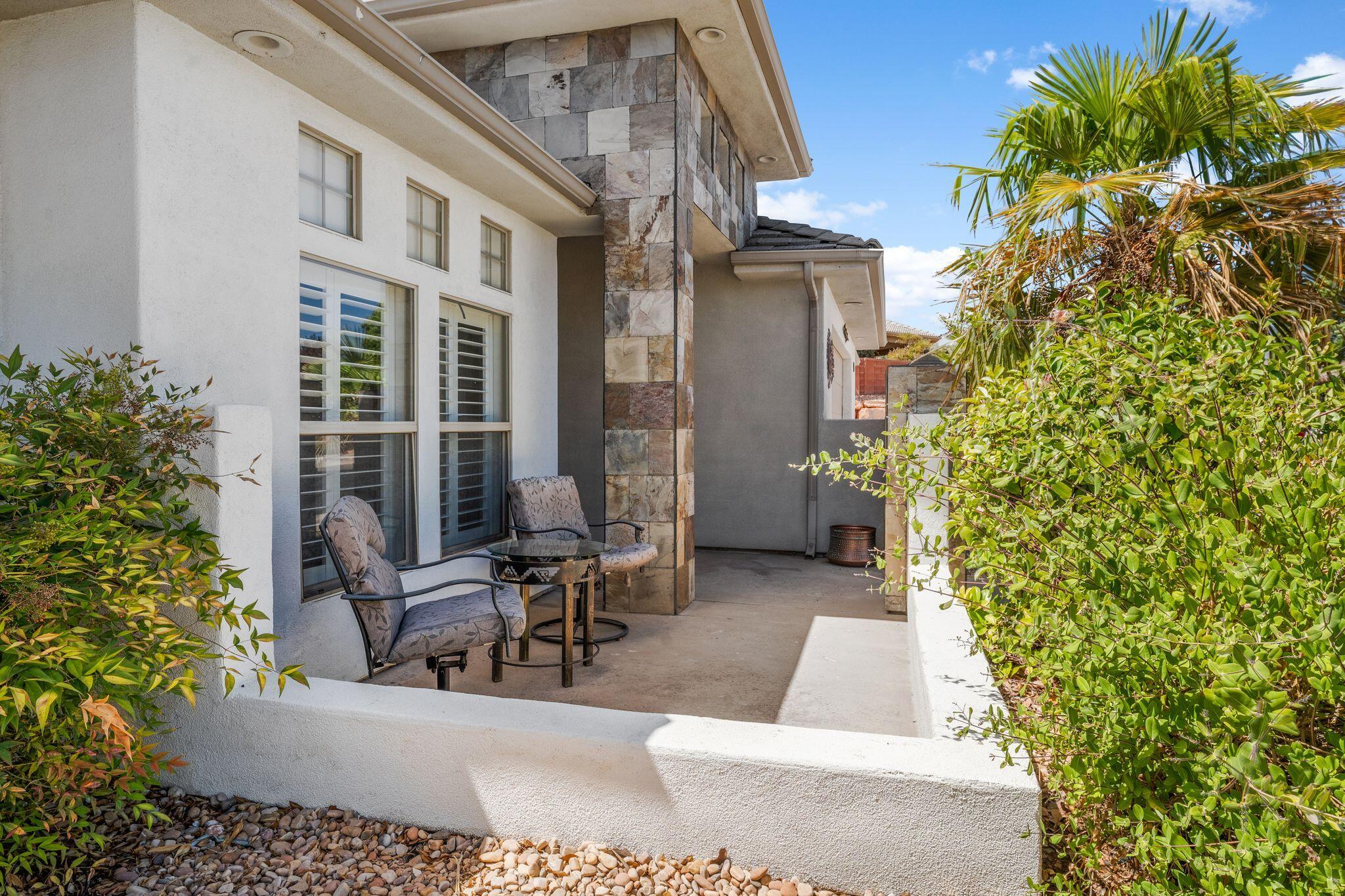 KNOLLS AT GREEN SPRING - Residential