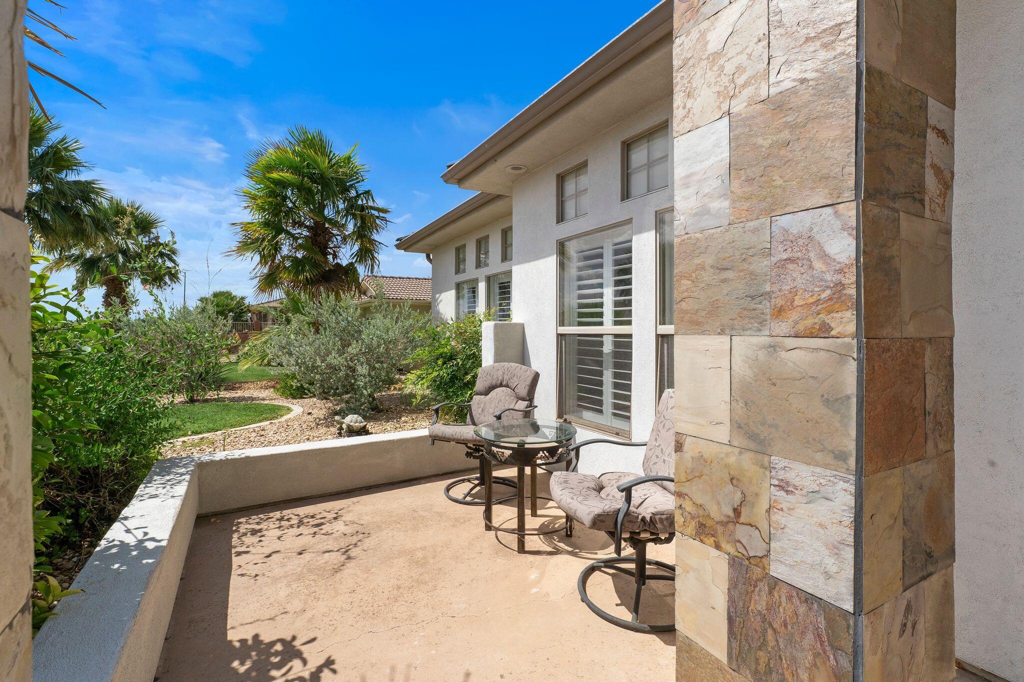 KNOLLS AT GREEN SPRING - Residential