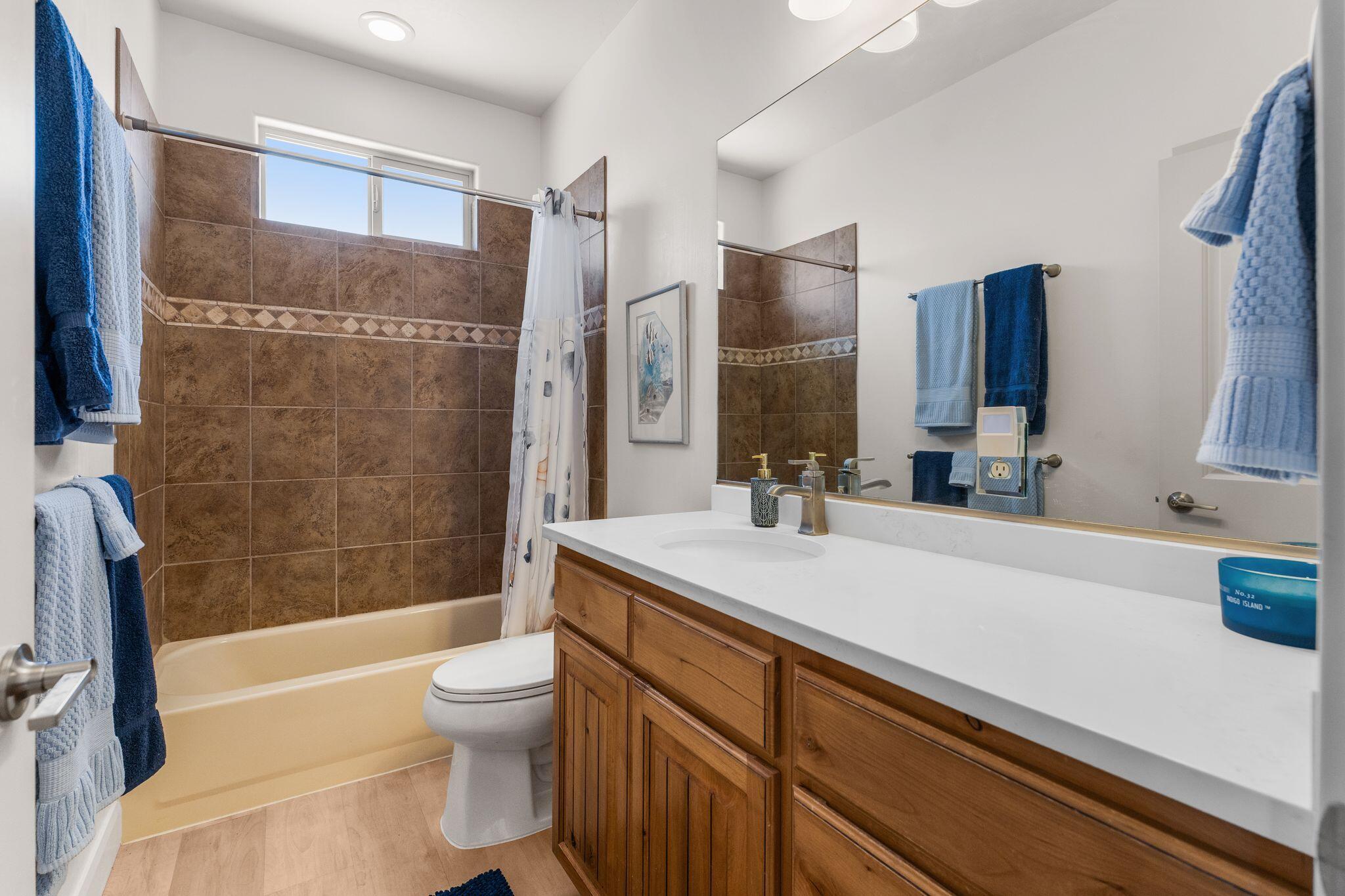 KNOLLS AT GREEN SPRING - Residential