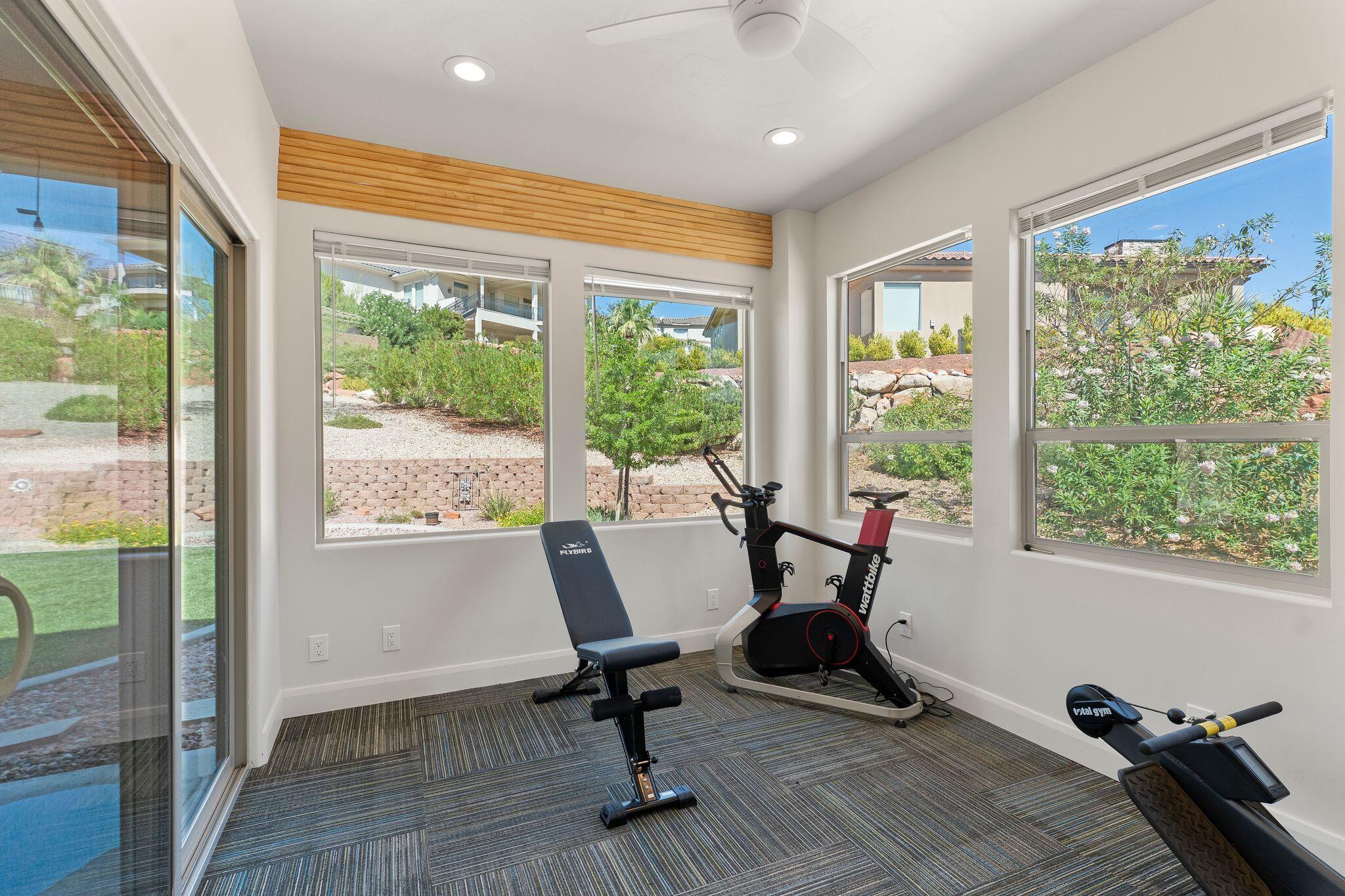 KNOLLS AT GREEN SPRING - Residential