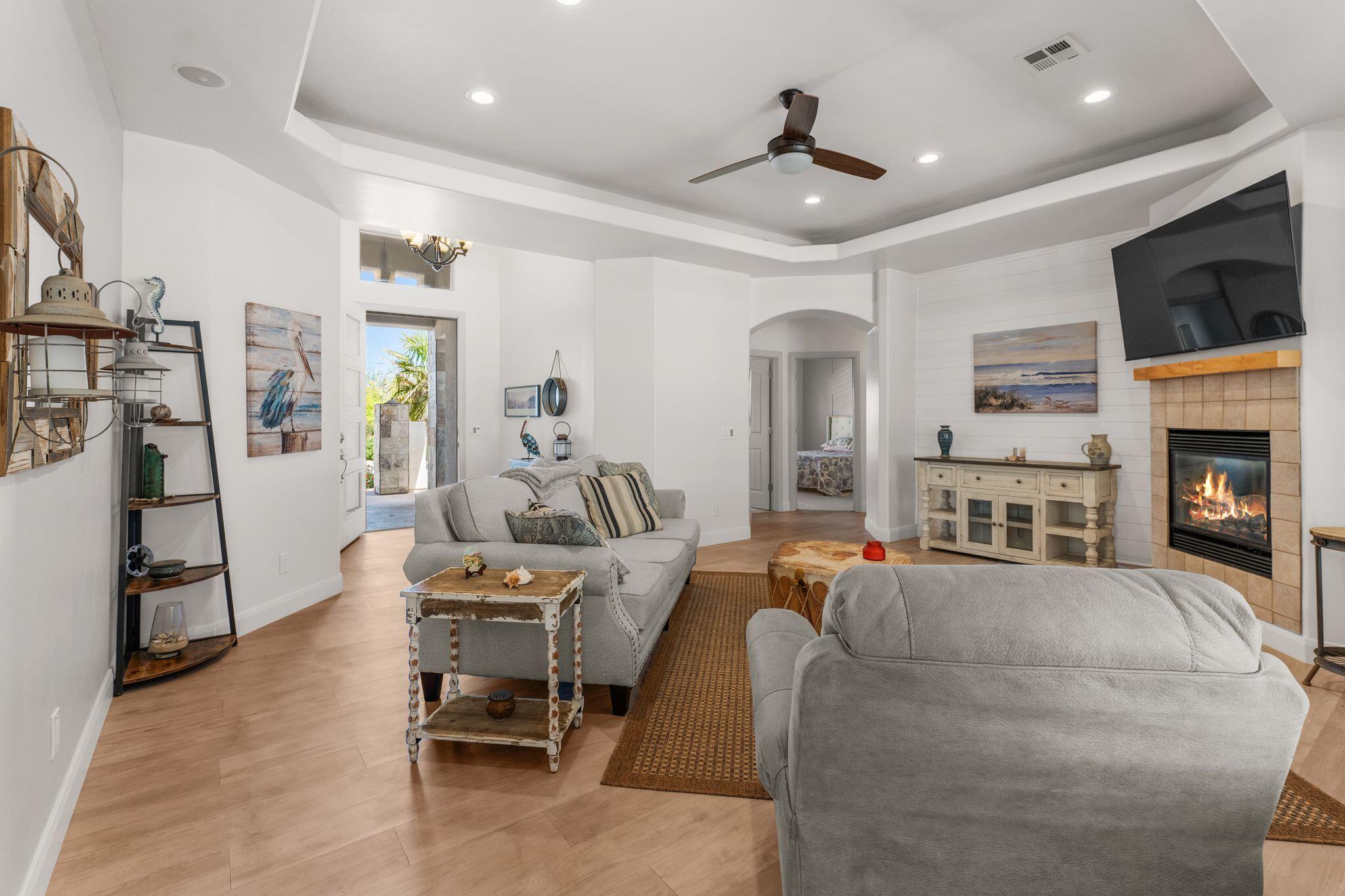 KNOLLS AT GREEN SPRING - Residential