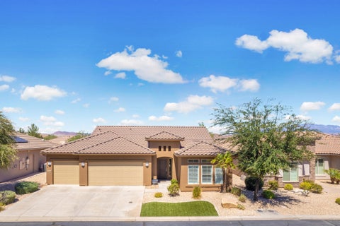 Tiny photo for 1534 Morane Manor DR, Saint George, UT 84790 (MLS # 26-275158)