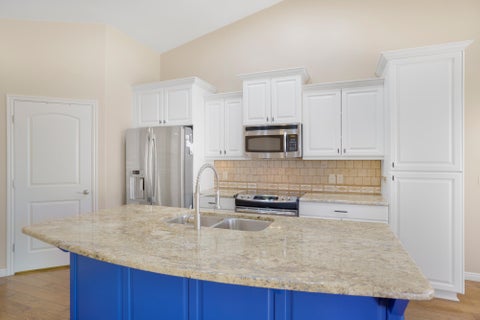 Tiny photo for 1534 Morane Manor DR, Saint George, UT 84790 (MLS # 26-275158)