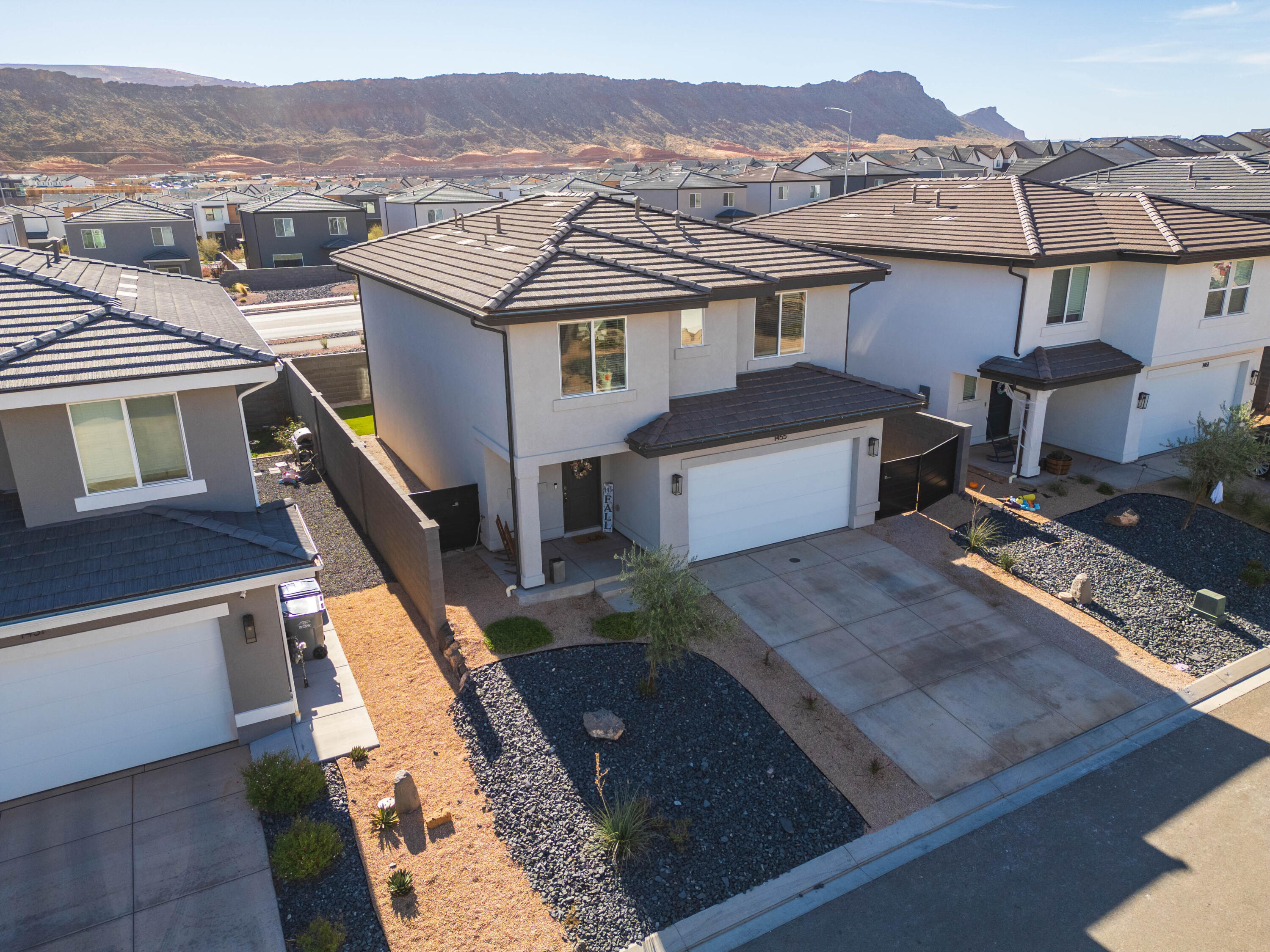 STARR SPRINGS AT LONG VALLEY - Residential