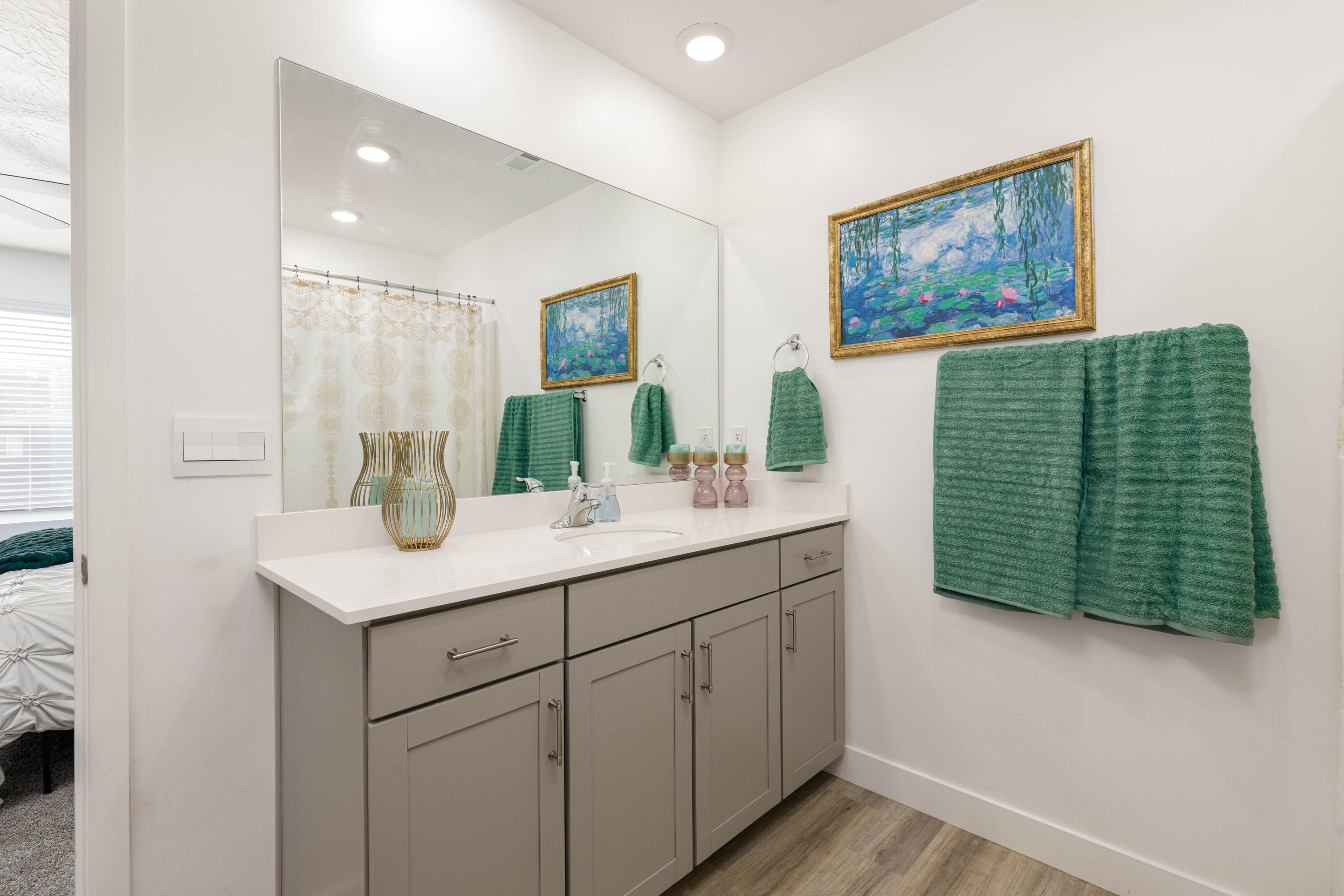 STARR SPRINGS AT LONG VALLEY - Residential