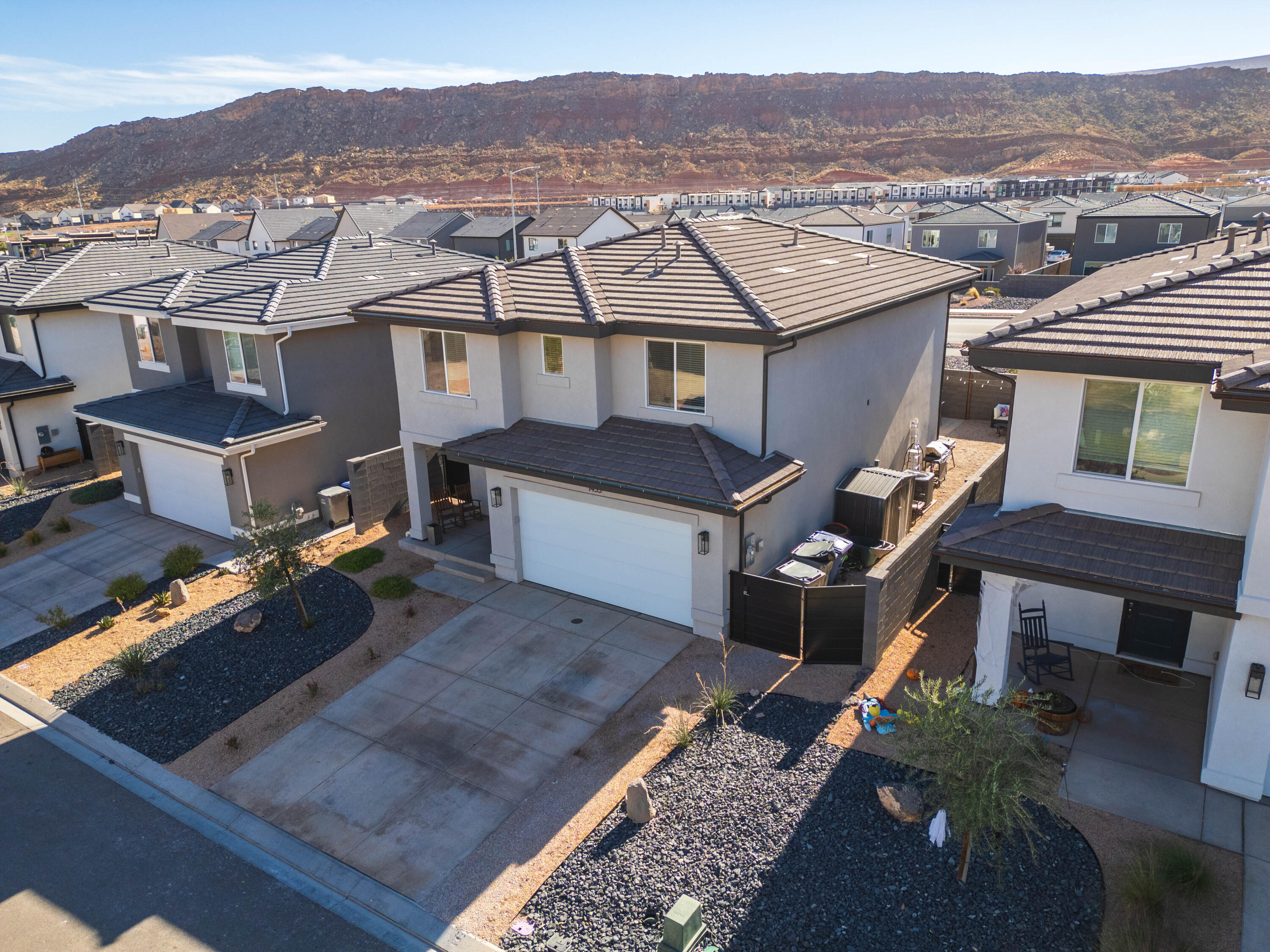 STARR SPRINGS AT LONG VALLEY - Residential