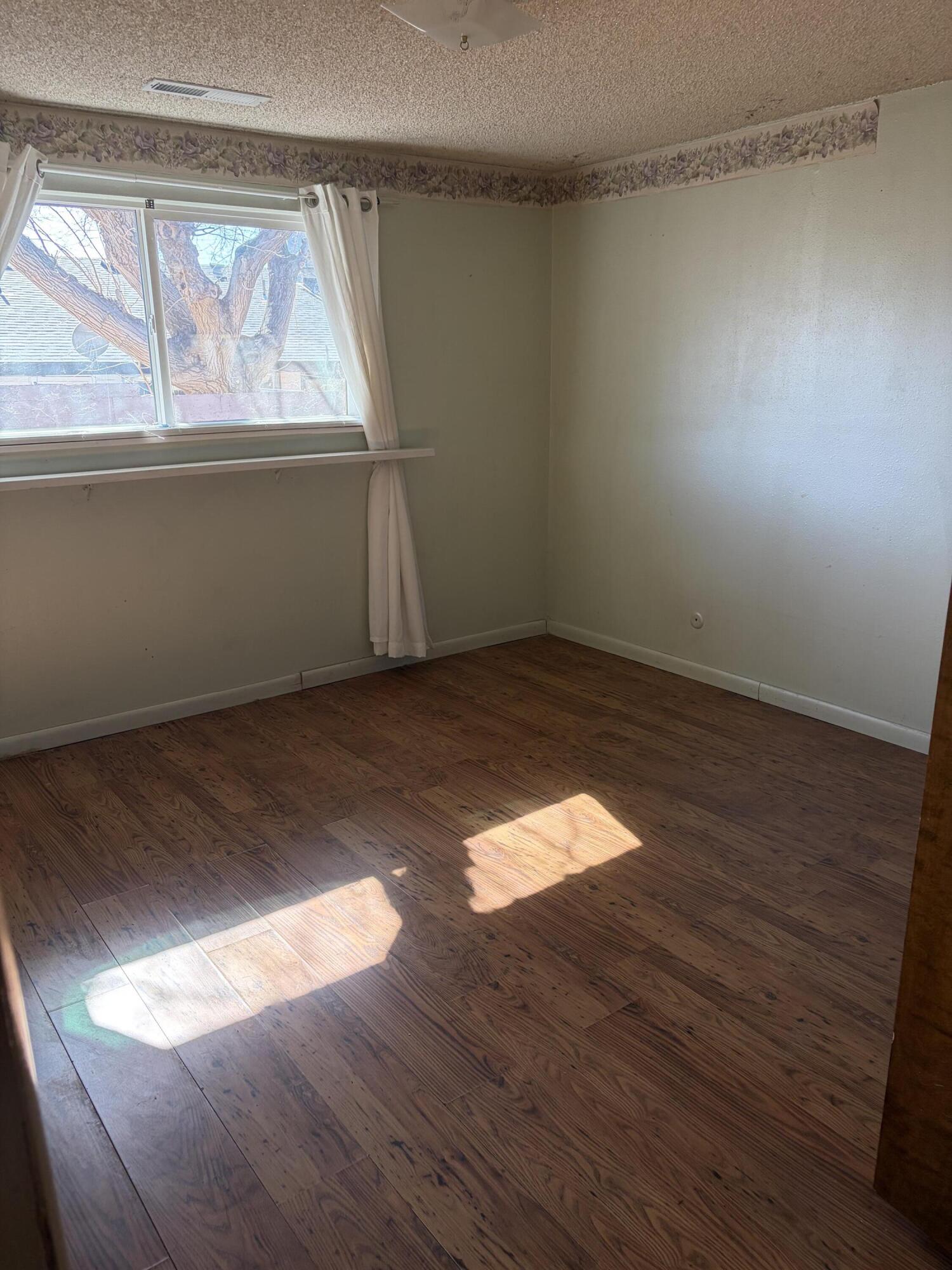 THREE PALMS CONDOS - Residential