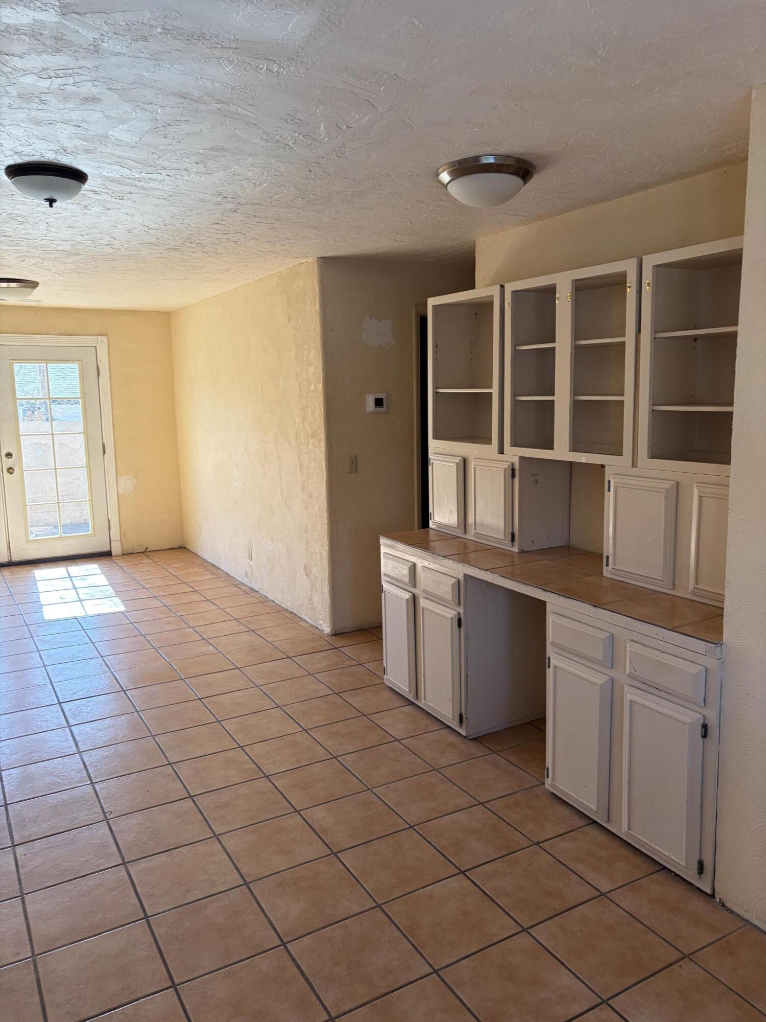 THREE PALMS CONDOS - Residential