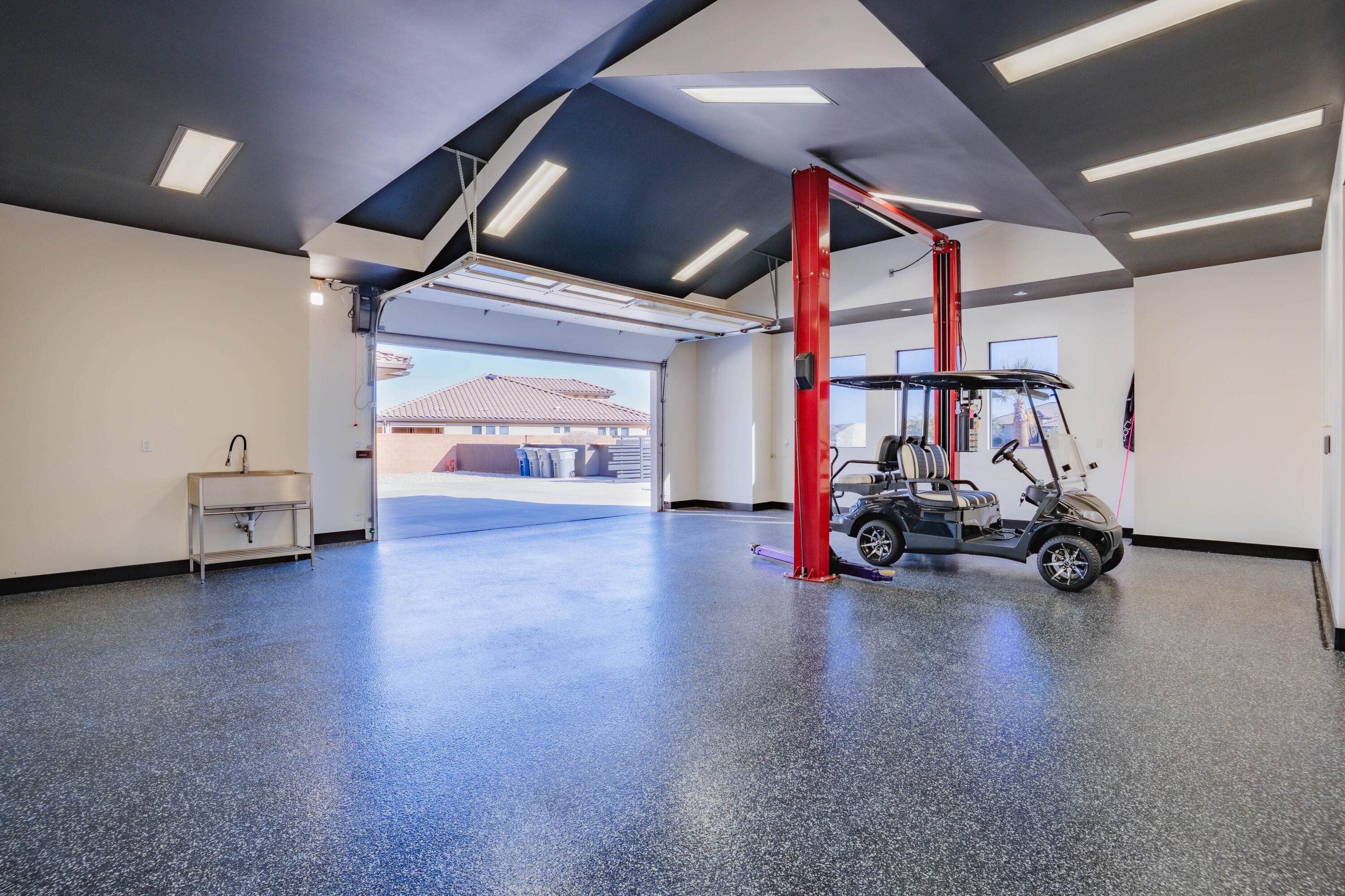 TUSCANY HILLS - Residential