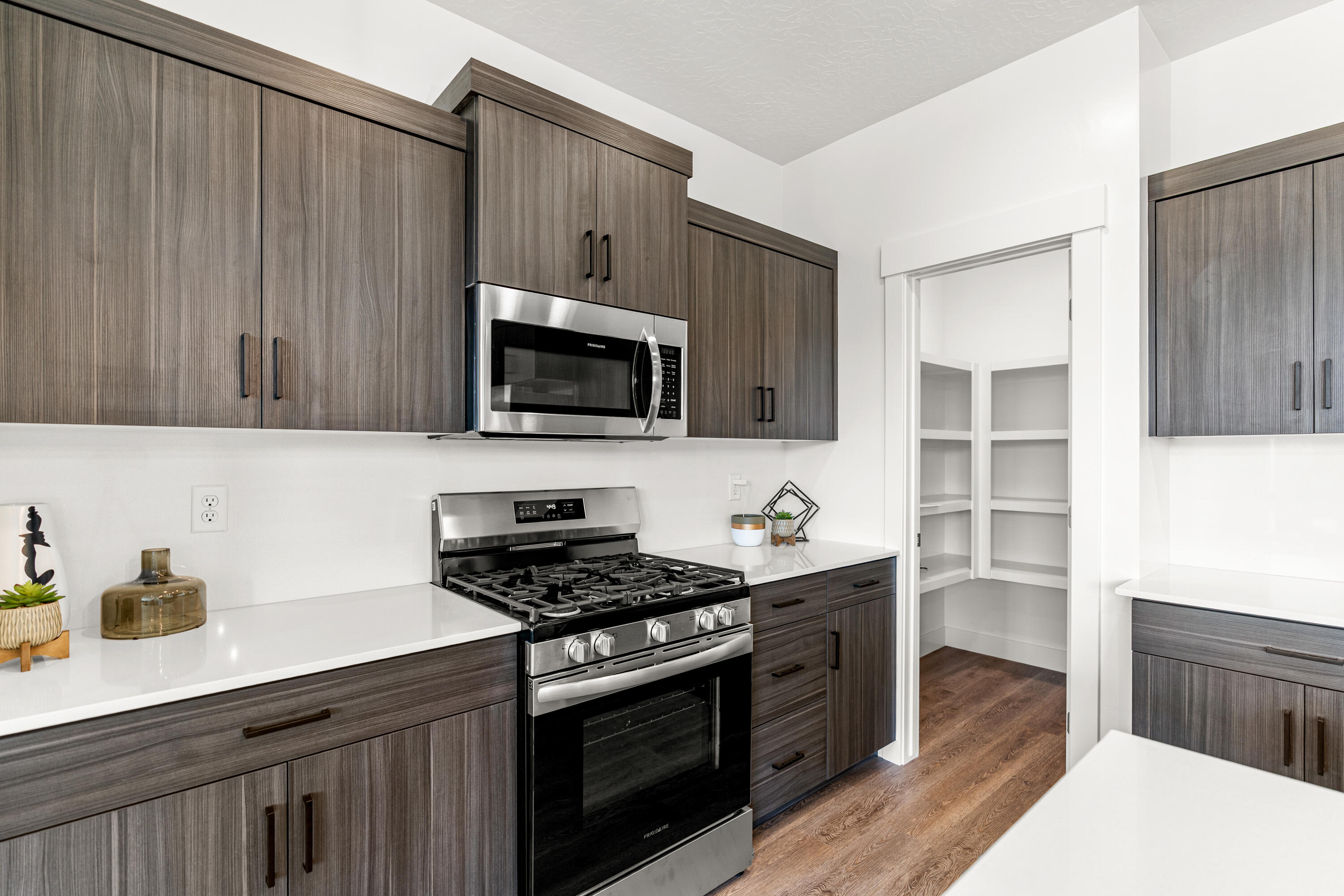 STRAWBERRY FIELDS ESTATES - Residential