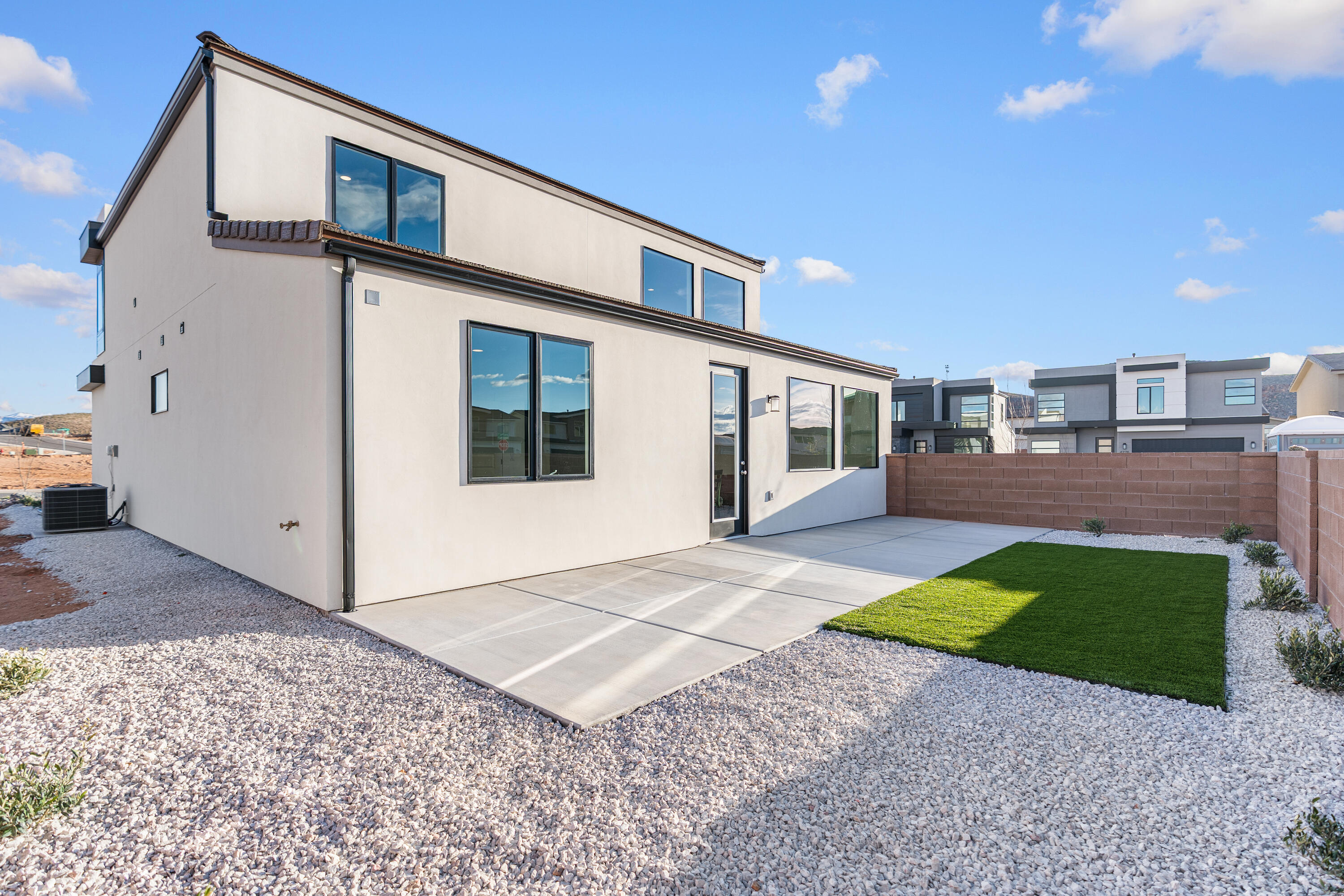 STRAWBERRY FIELDS ESTATES - Residential