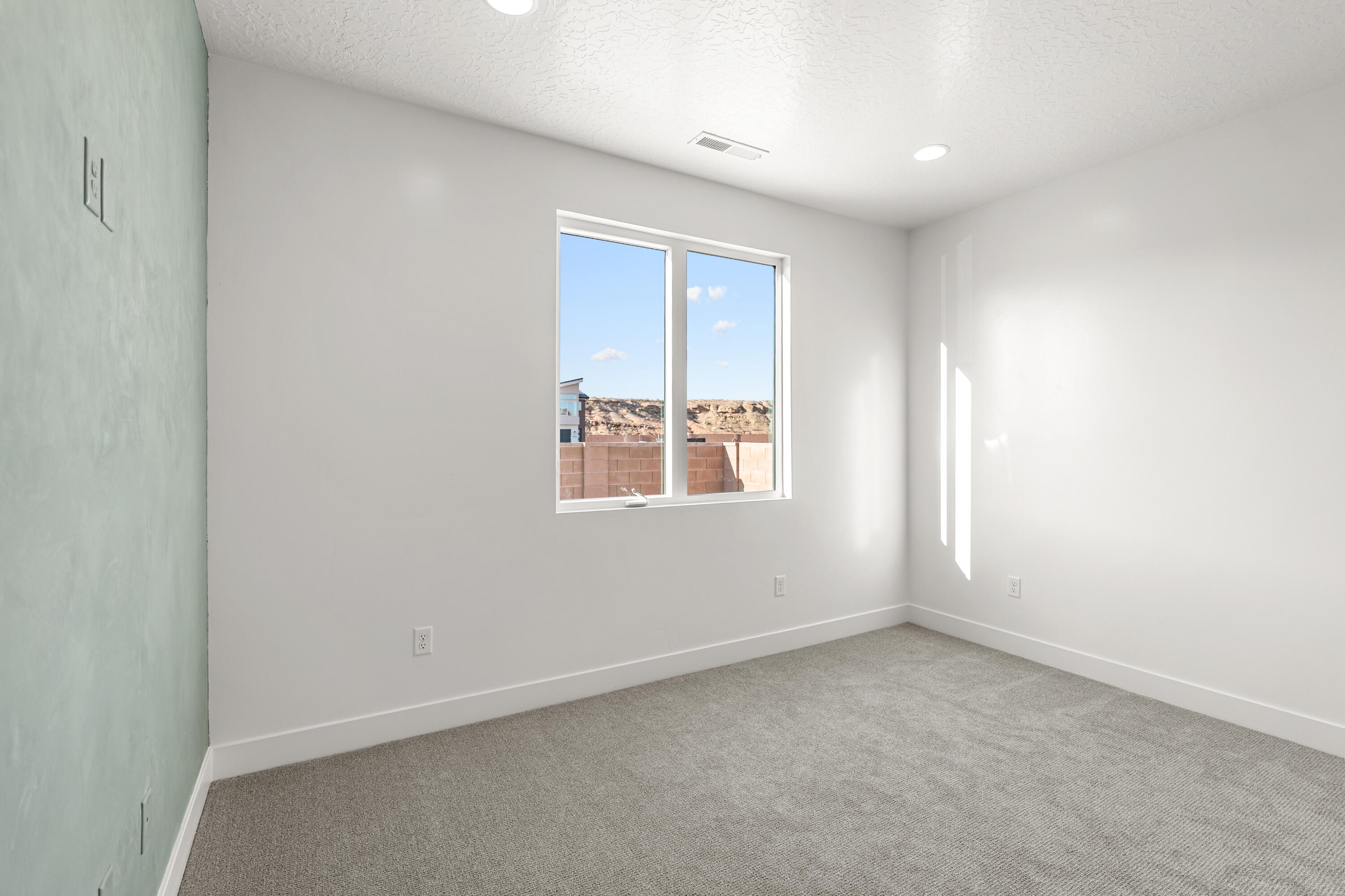 STRAWBERRY FIELDS ESTATES - Residential