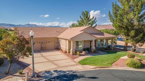 Tiny photo for 4354 Round Hill Circle CIR, Saint George, UT 84790 (MLS # 26-276960)