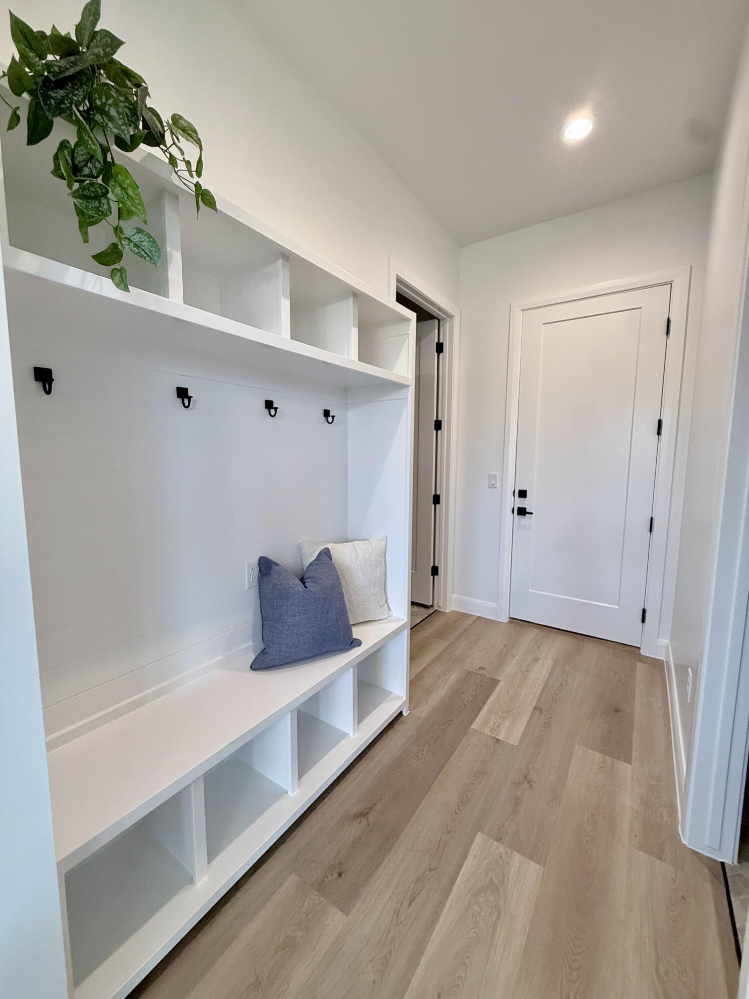 FRANKLIN FIELDS - Residential