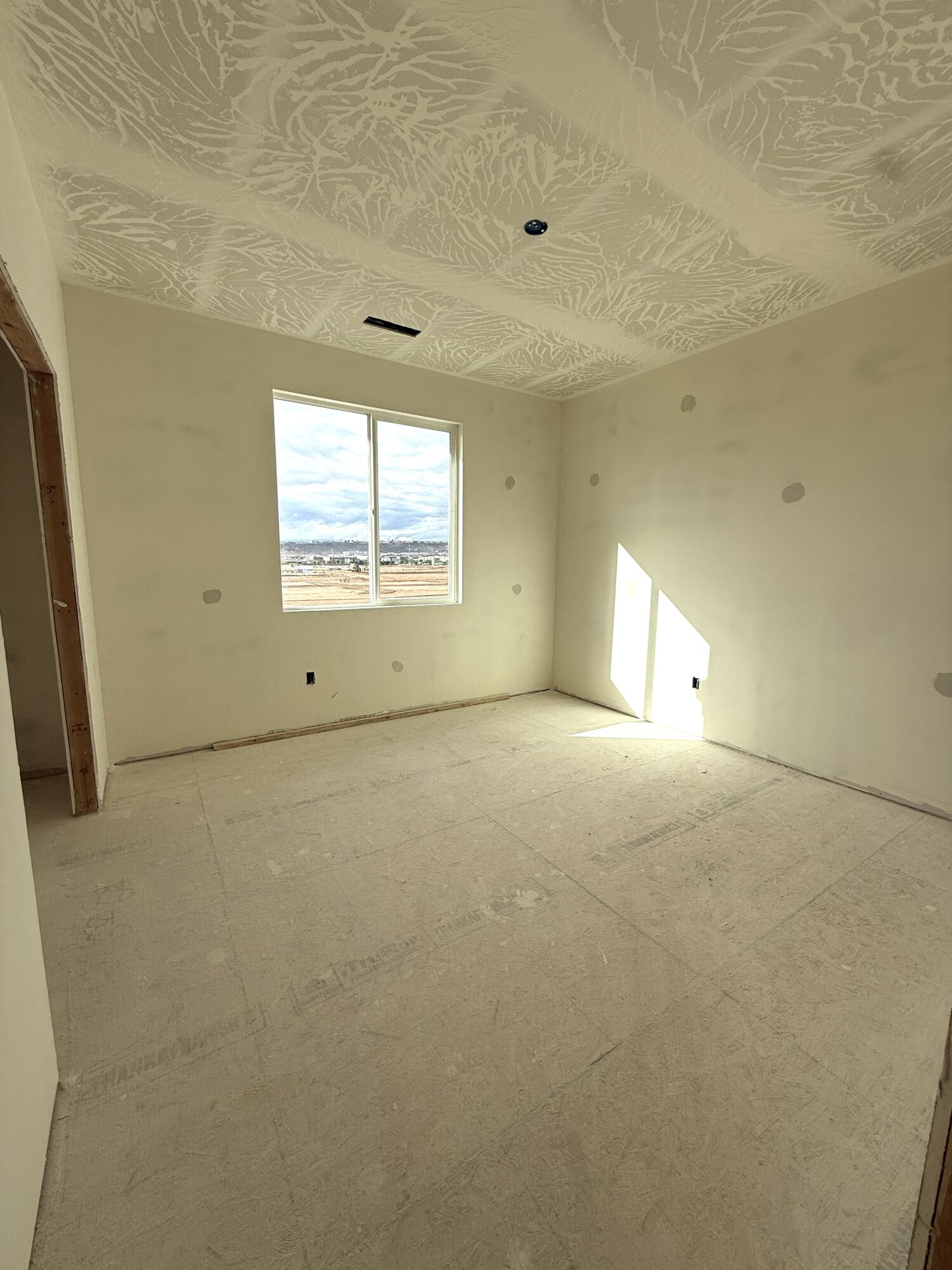 FRANKLIN FIELDS - Residential