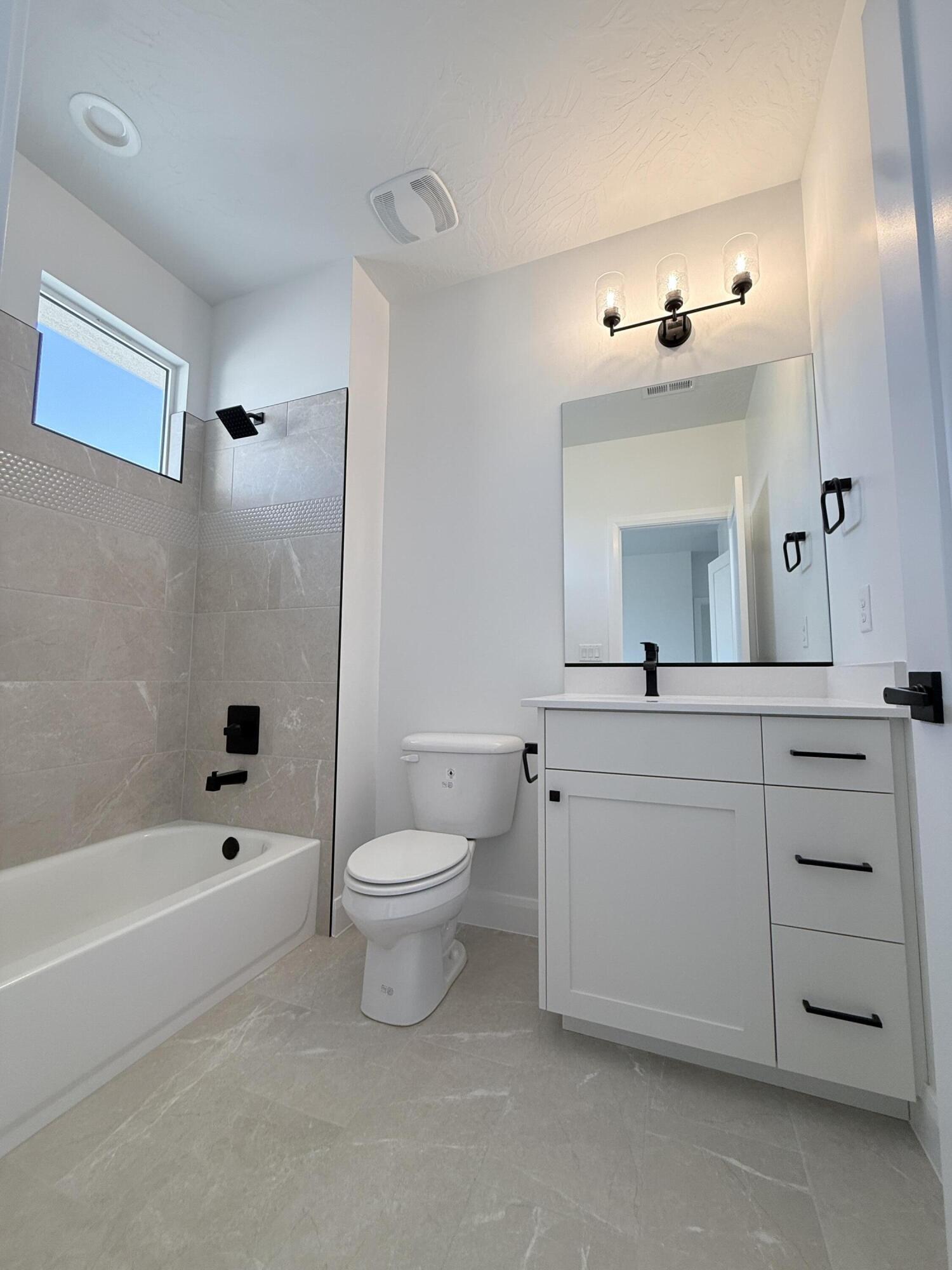 FRANKLIN FIELDS - Residential