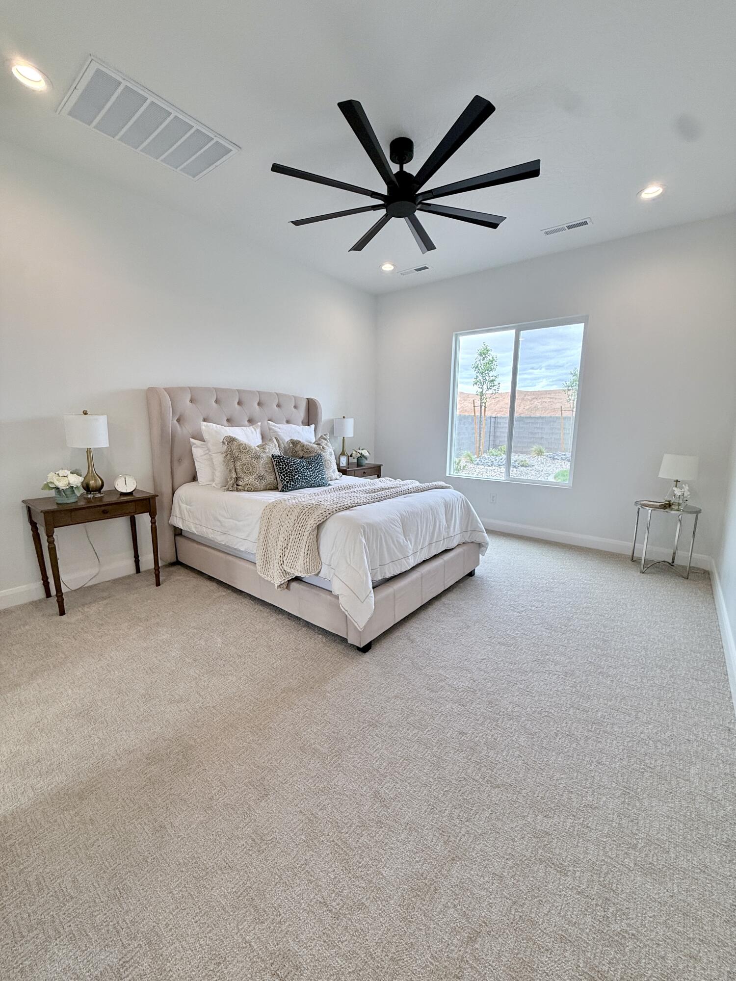 FRANKLIN FIELDS - Residential