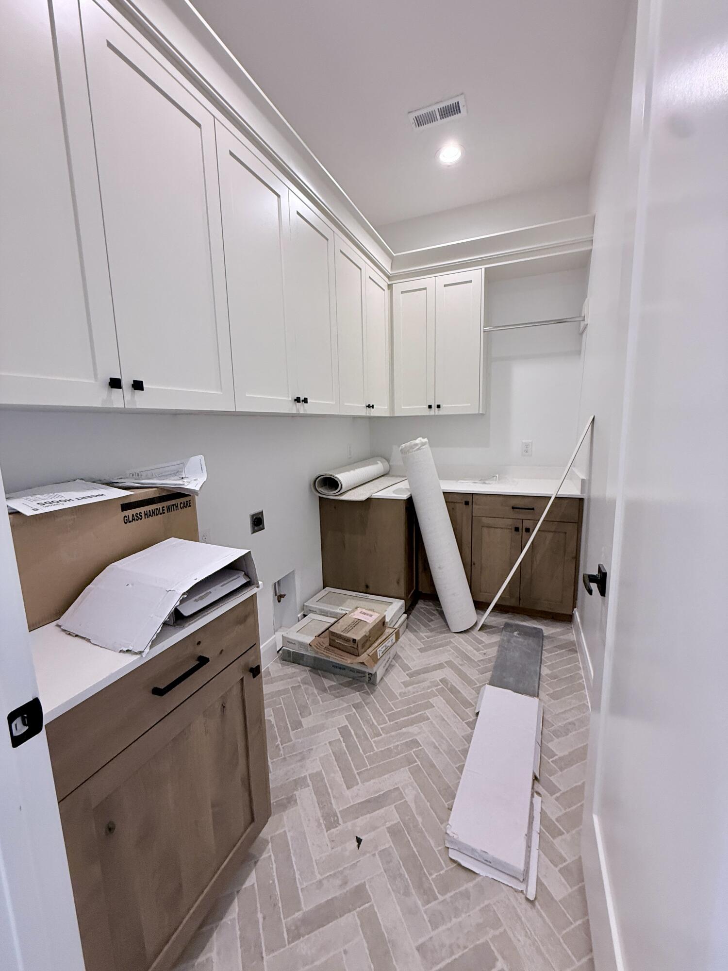 FRANKLIN FIELDS - Residential