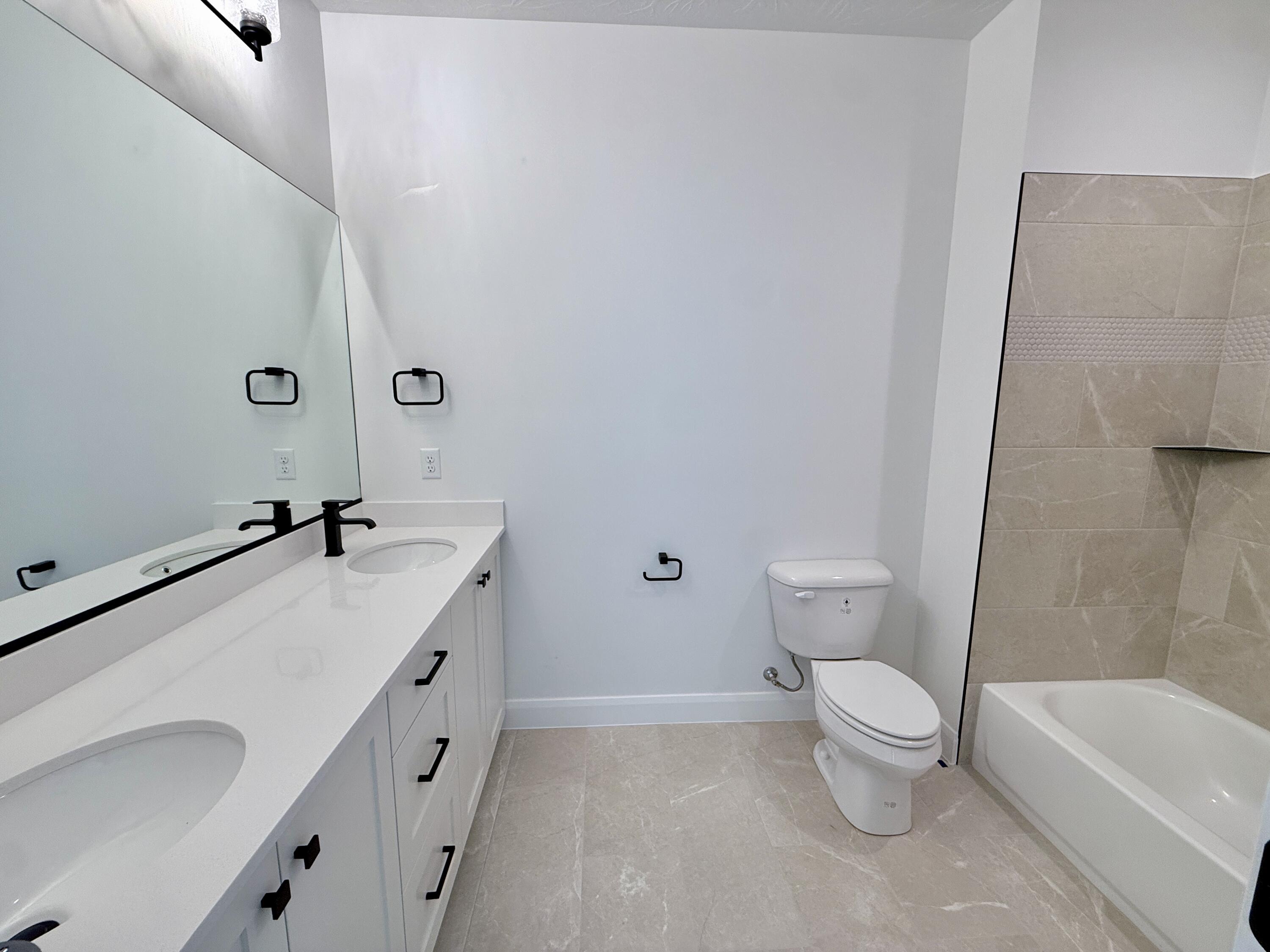 FRANKLIN FIELDS - Residential