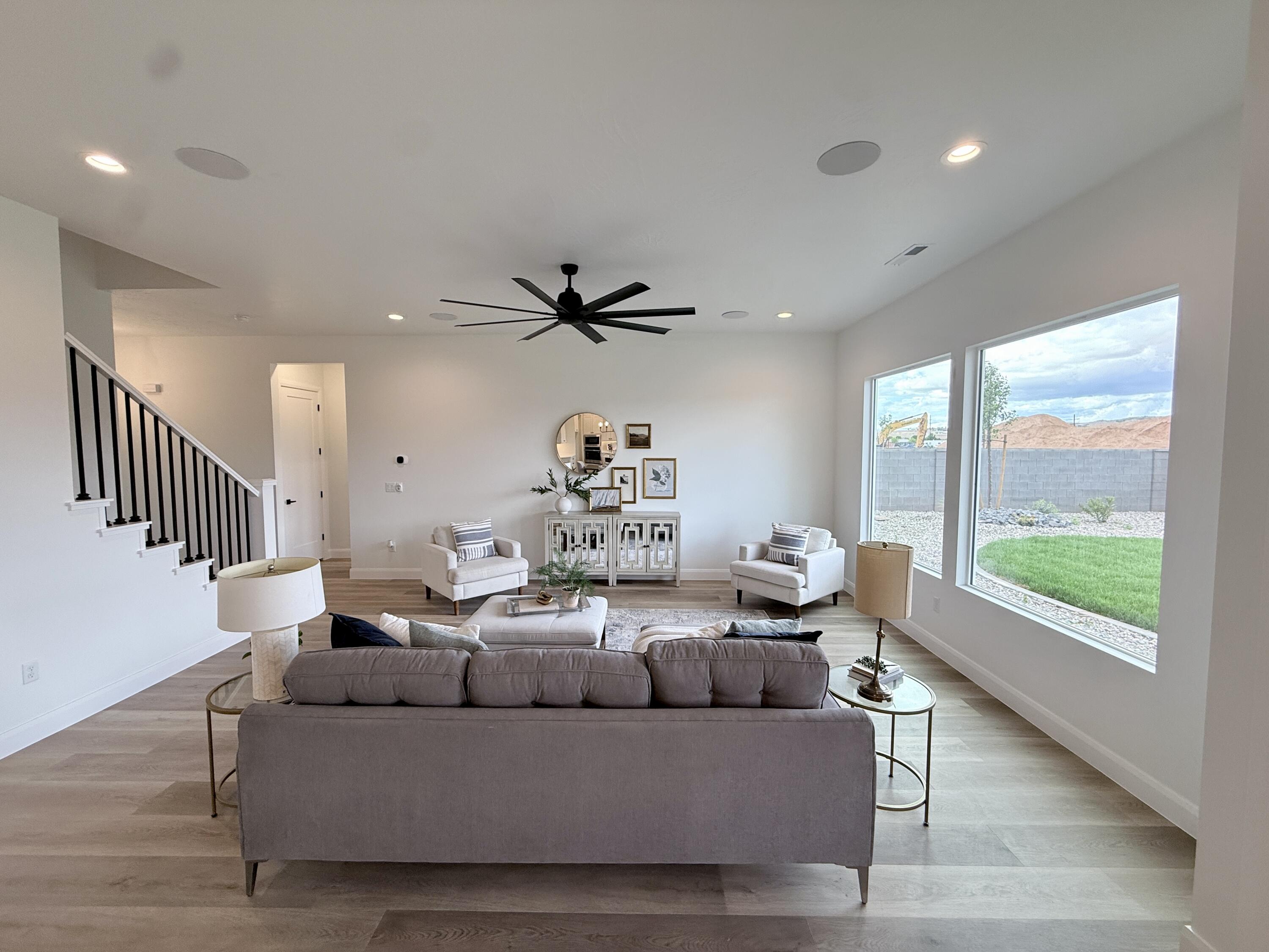 FRANKLIN FIELDS - Residential