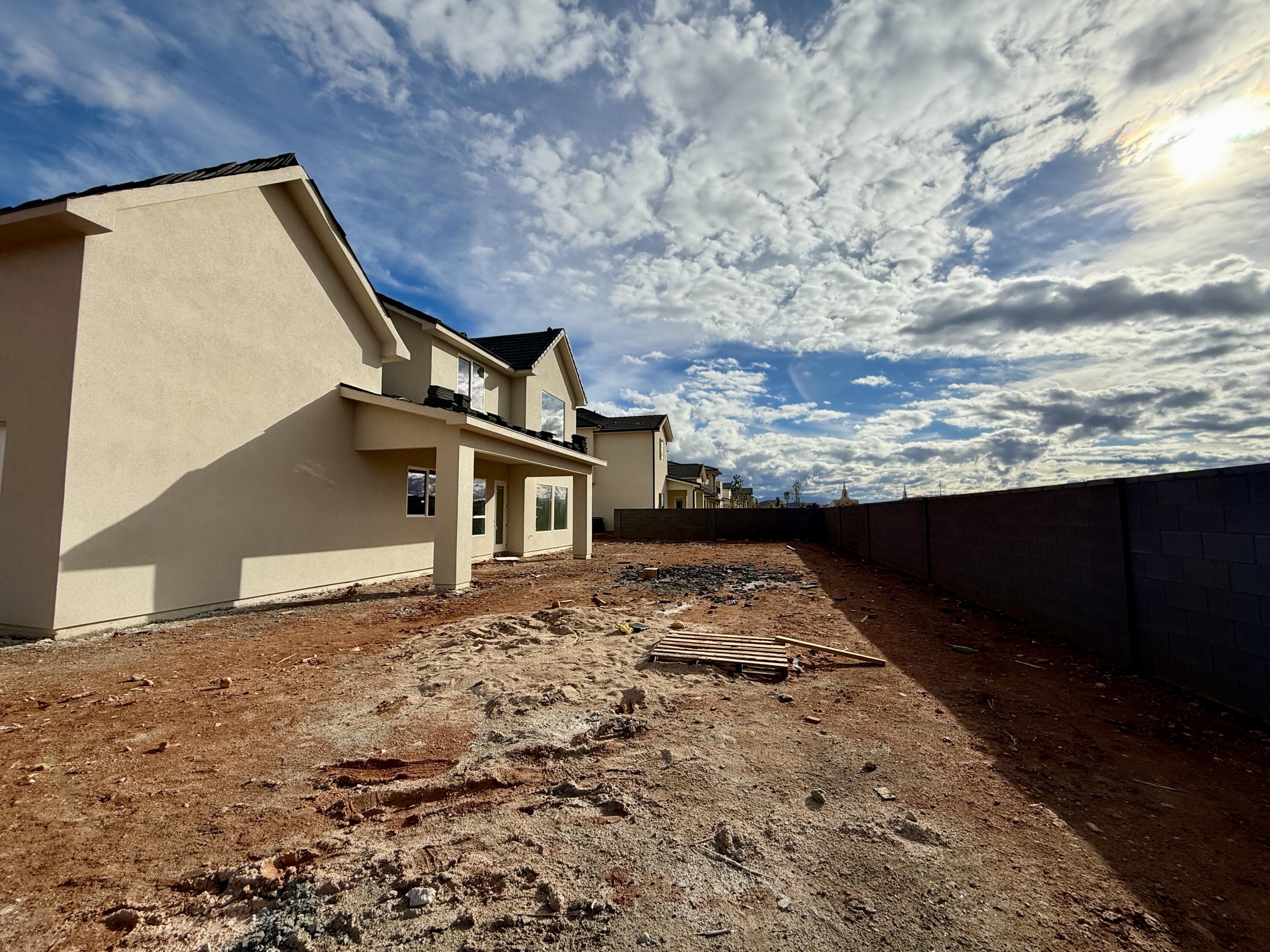 FRANKLIN FIELDS - Residential