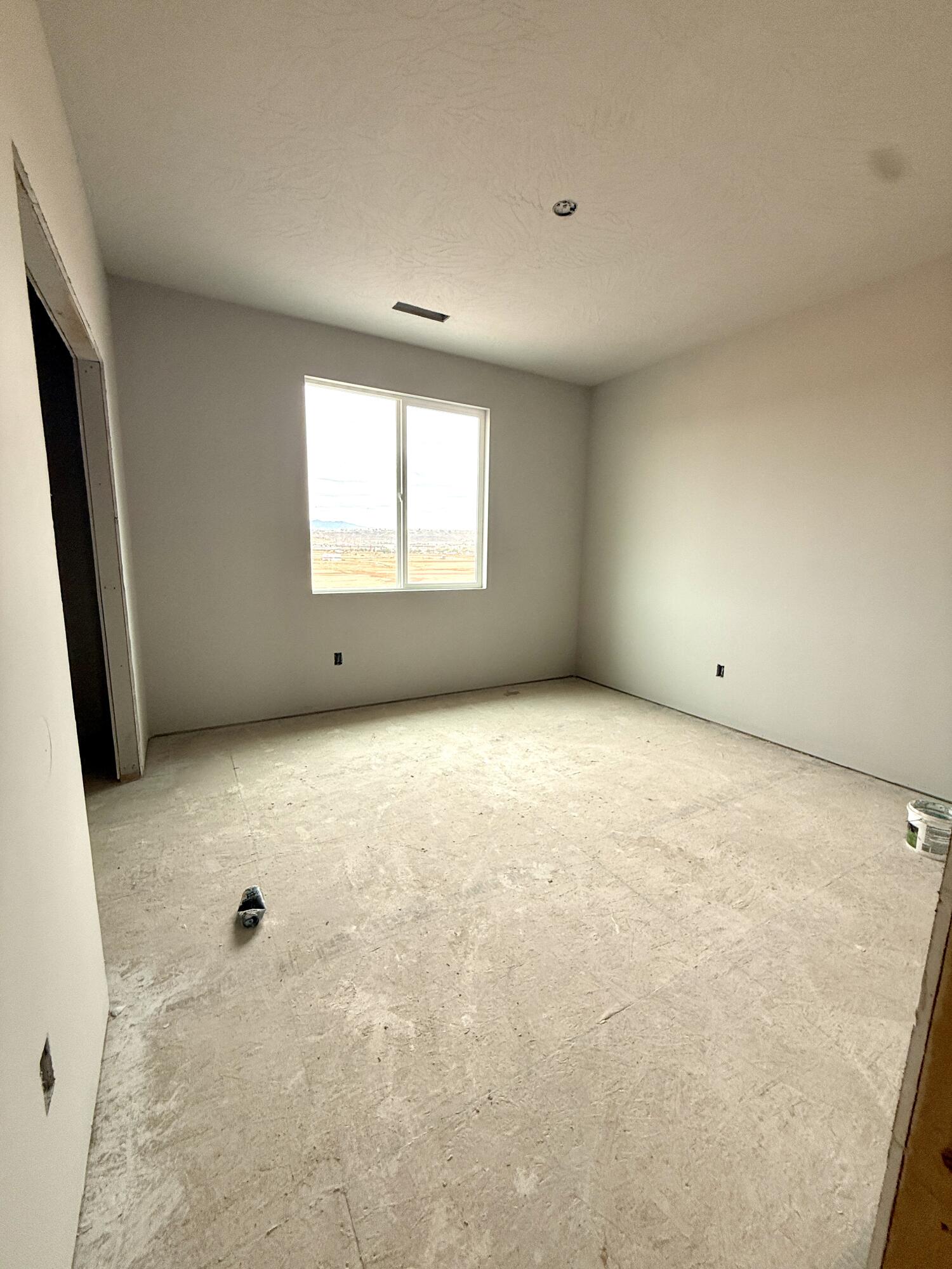 FRANKLIN FIELDS - Residential