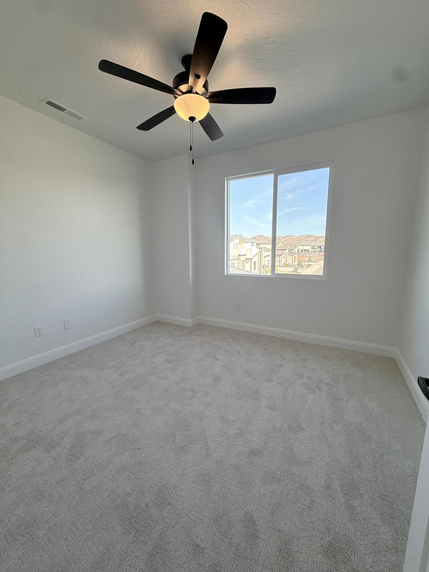 FRANKLIN FIELDS - Residential