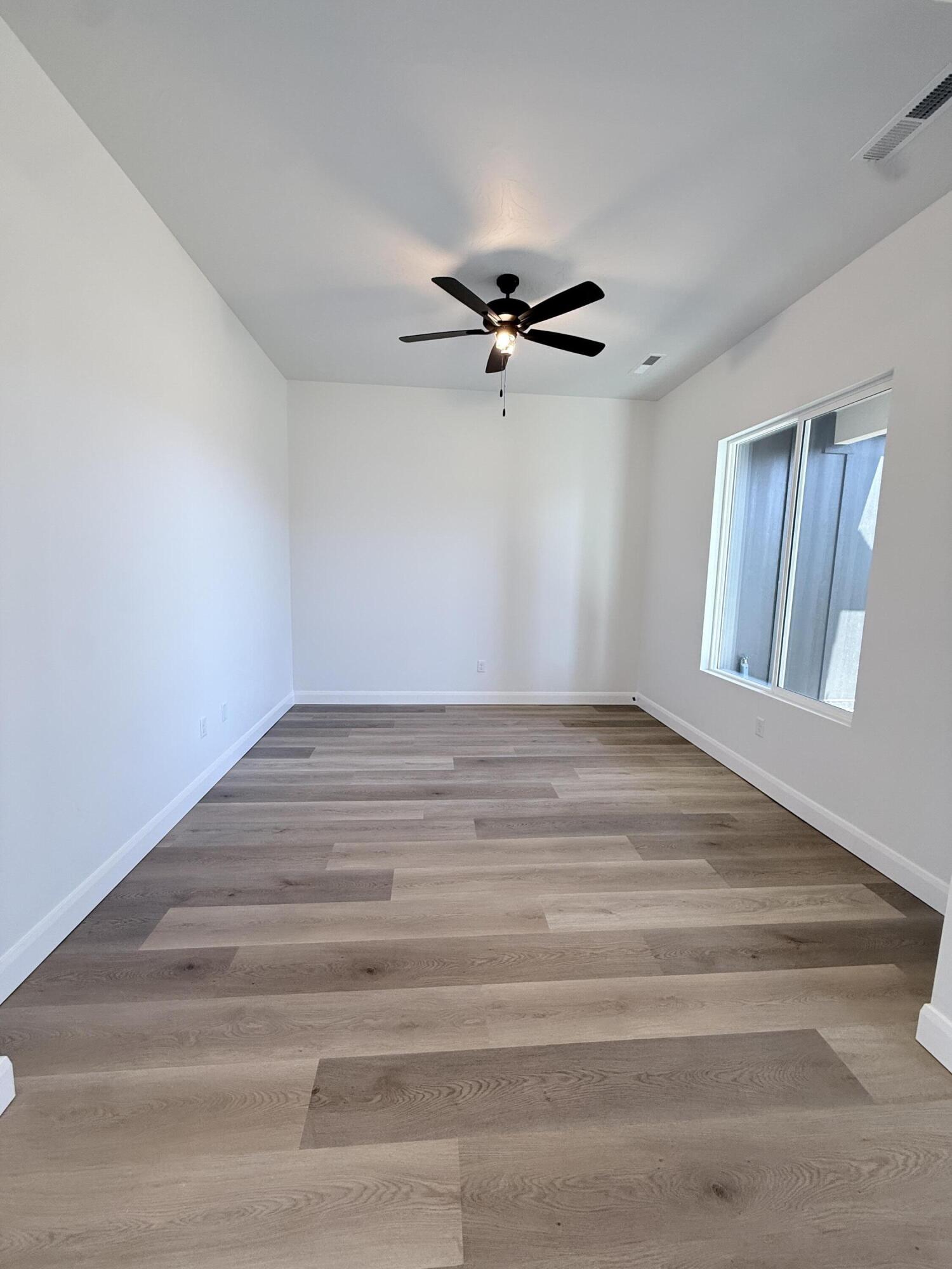 FRANKLIN FIELDS - Residential