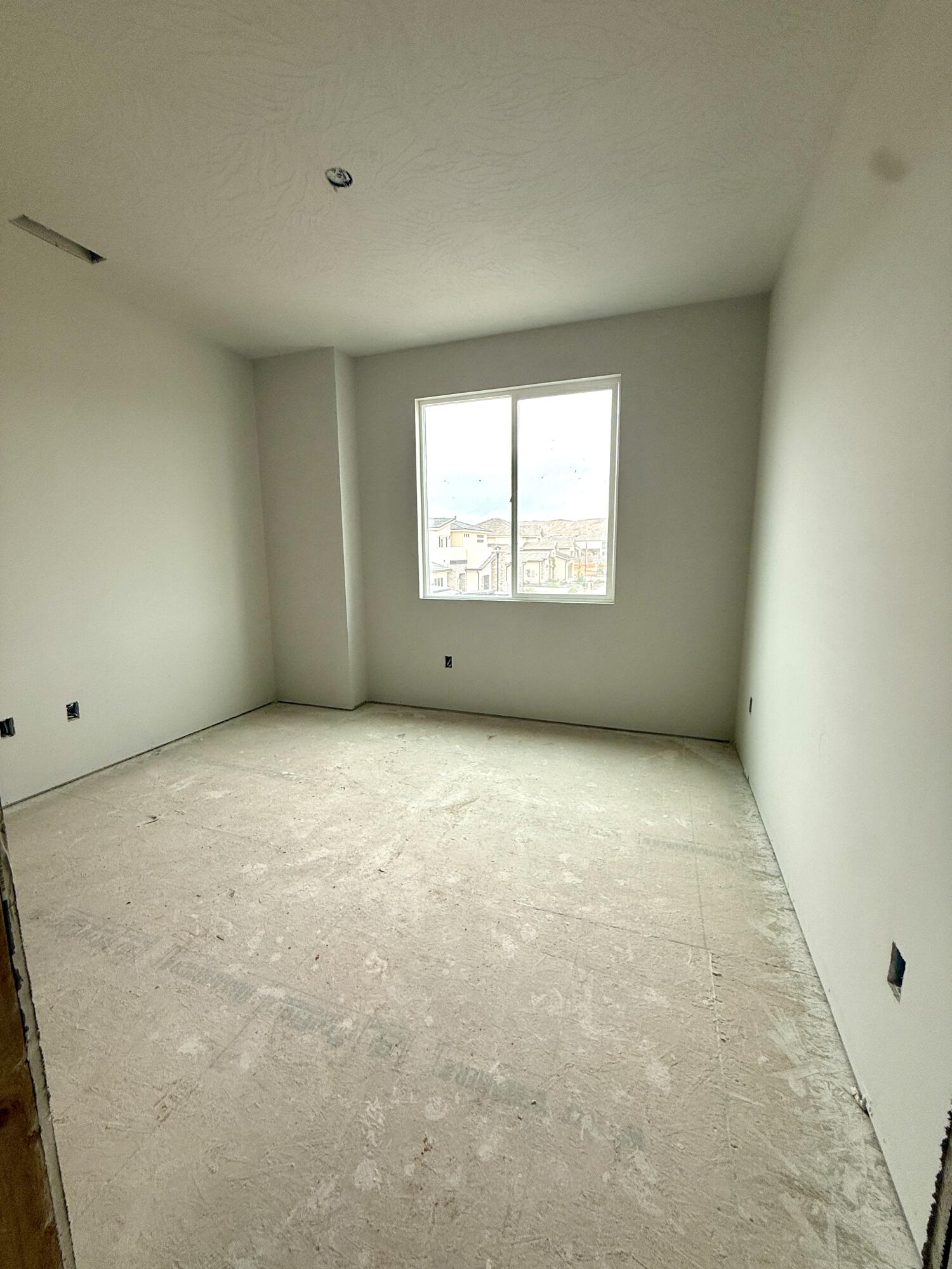 FRANKLIN FIELDS - Residential