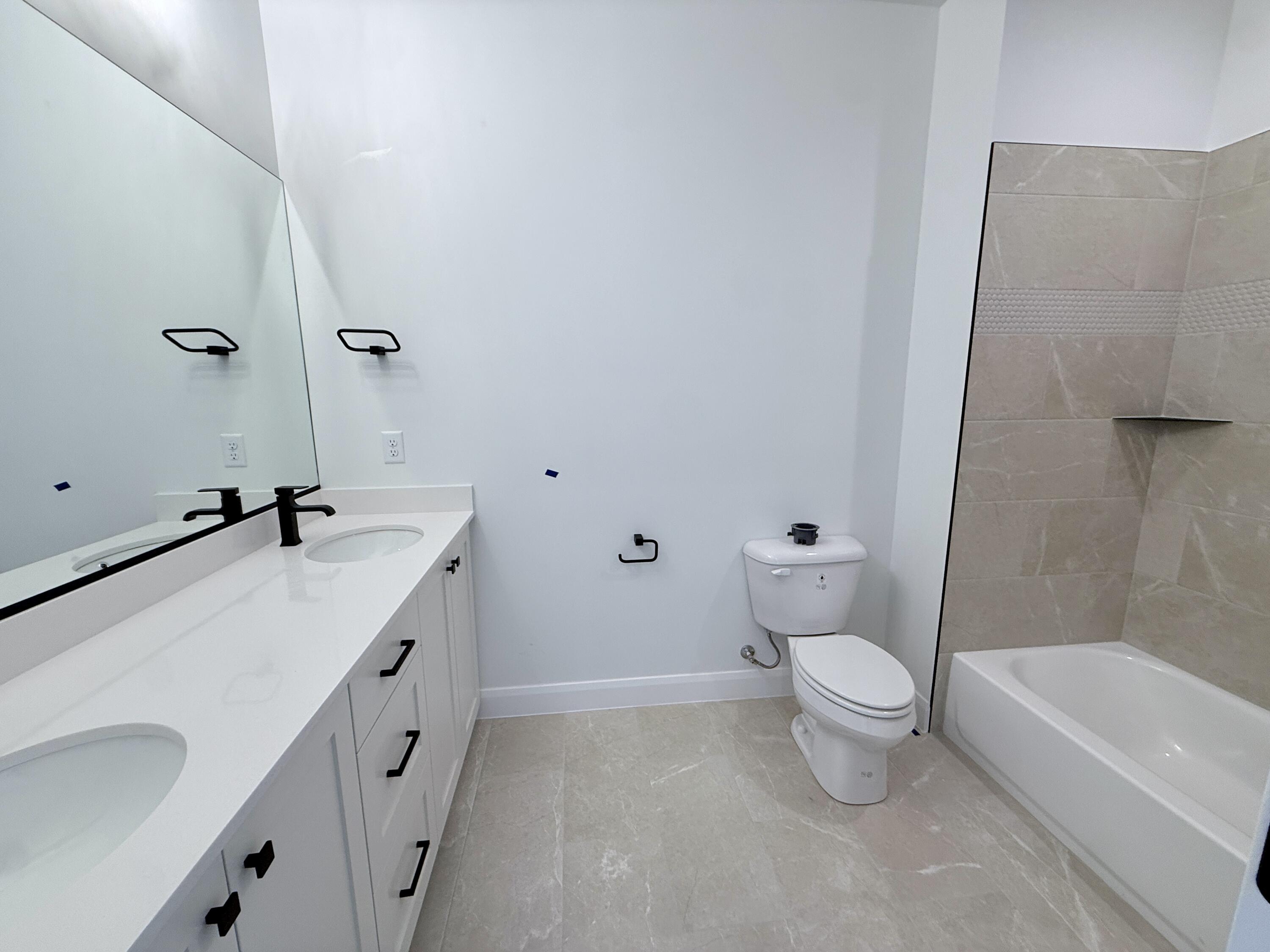 FRANKLIN FIELDS - Residential