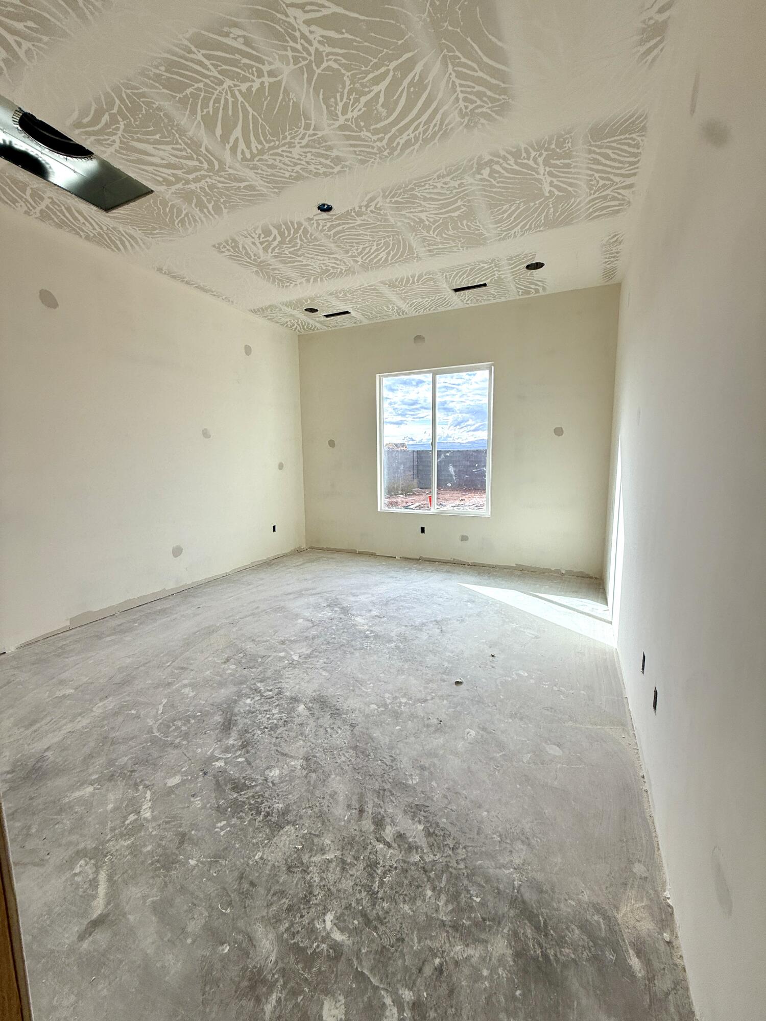 FRANKLIN FIELDS - Residential