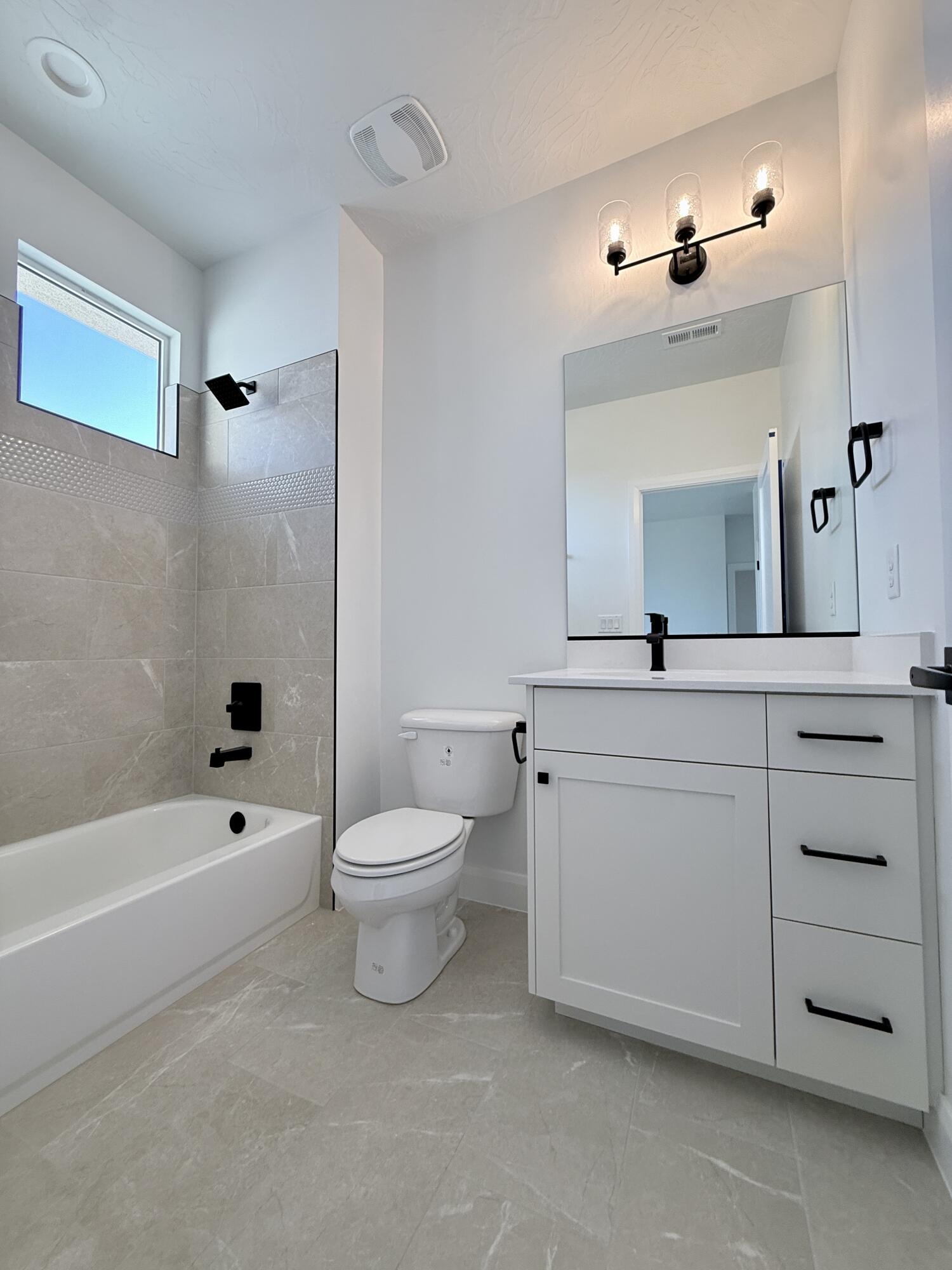 FRANKLIN FIELDS - Residential