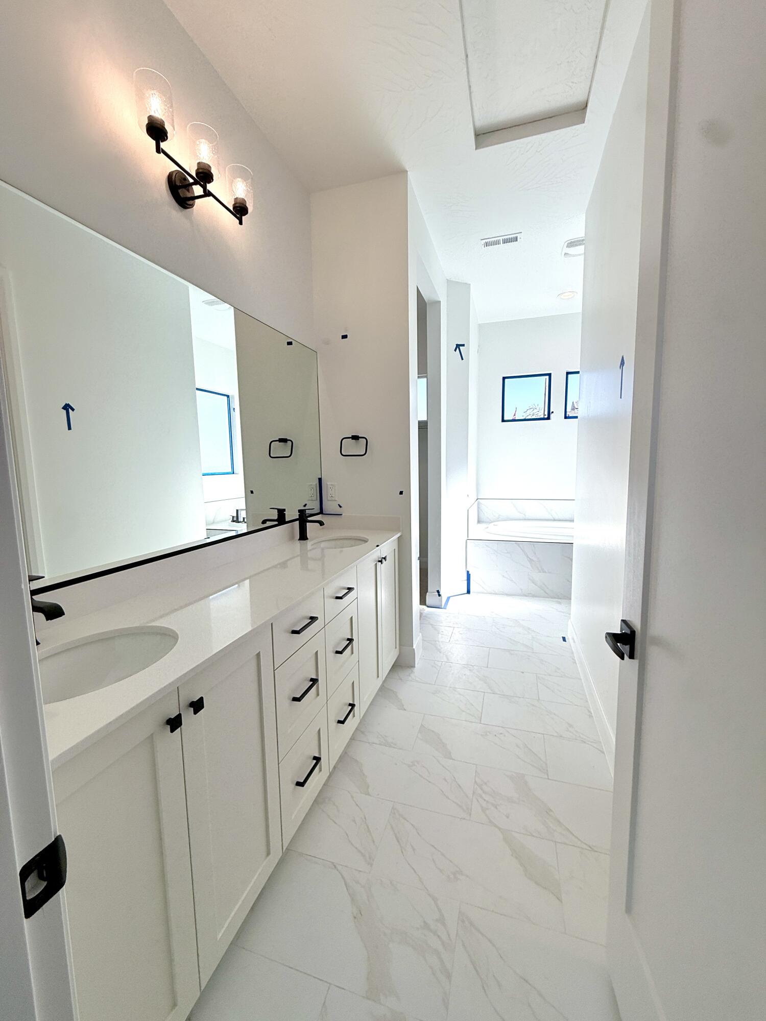 FRANKLIN FIELDS - Residential