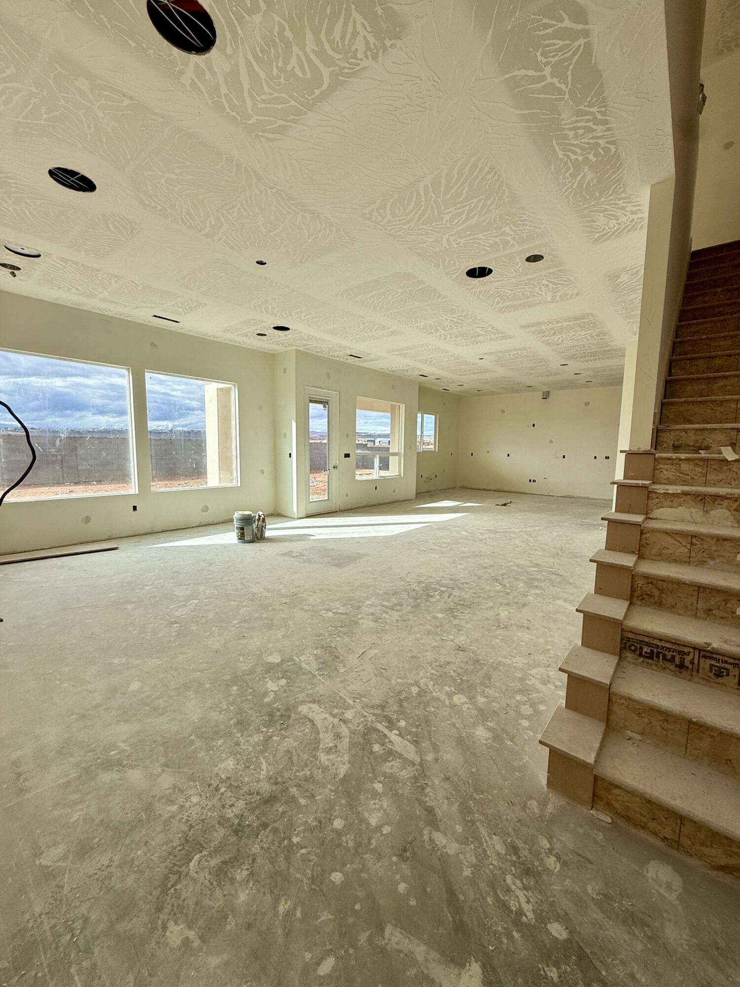 FRANKLIN FIELDS - Residential