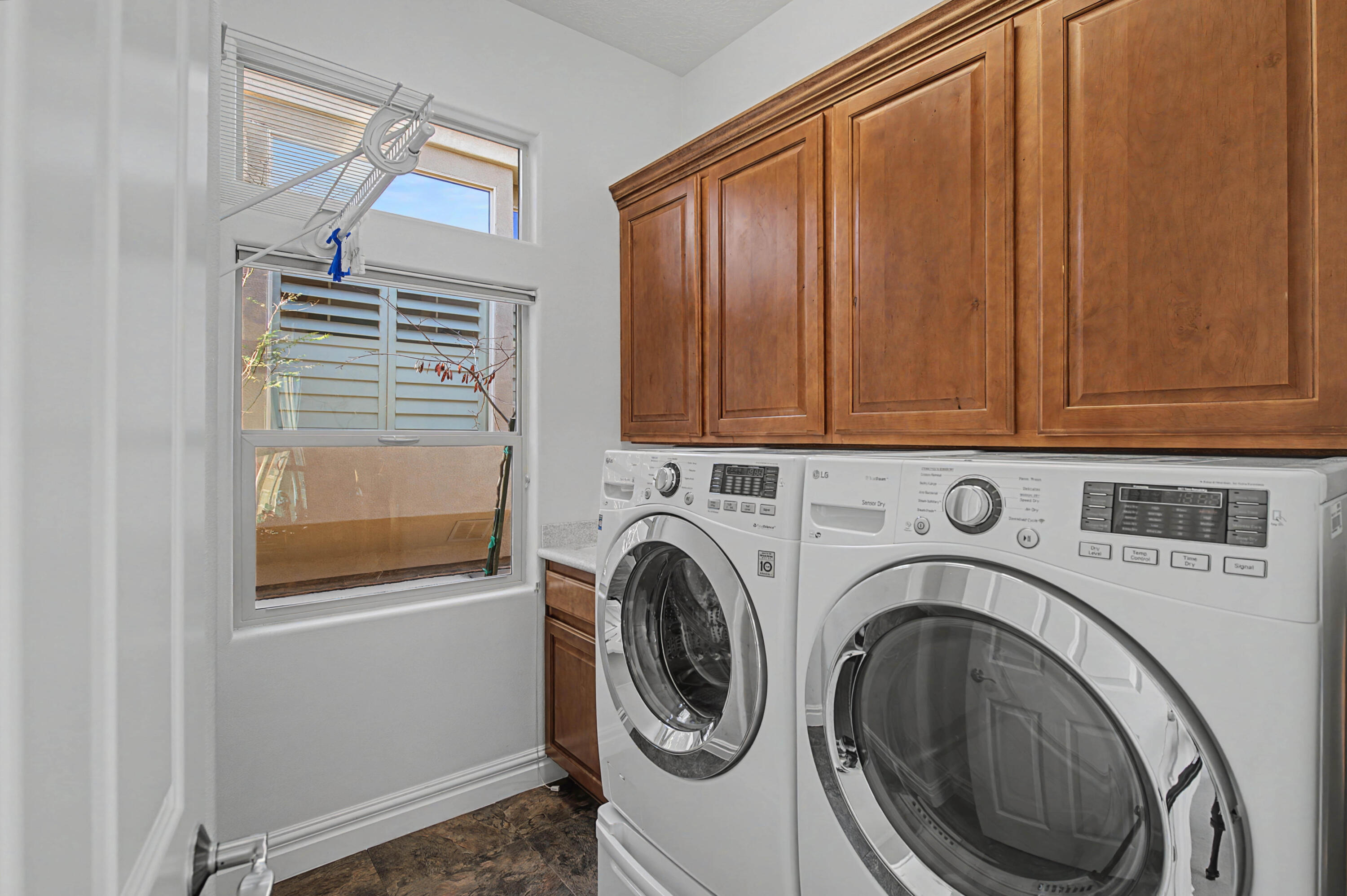 BELLSERA TOWNHOMES AT SUNBROOK - Residential