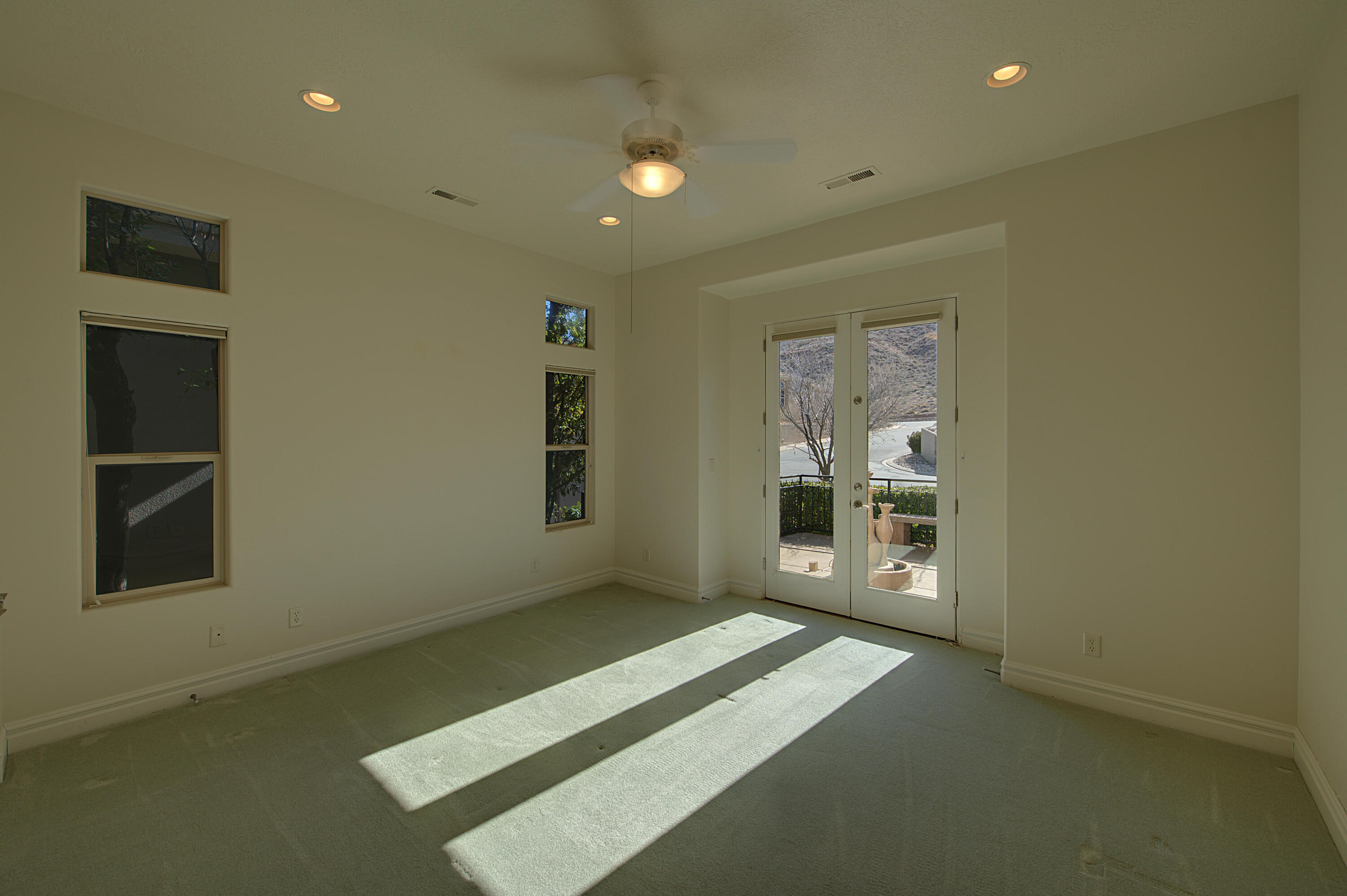 BELLSERA TOWNHOMES AT SUNBROOK - Residential