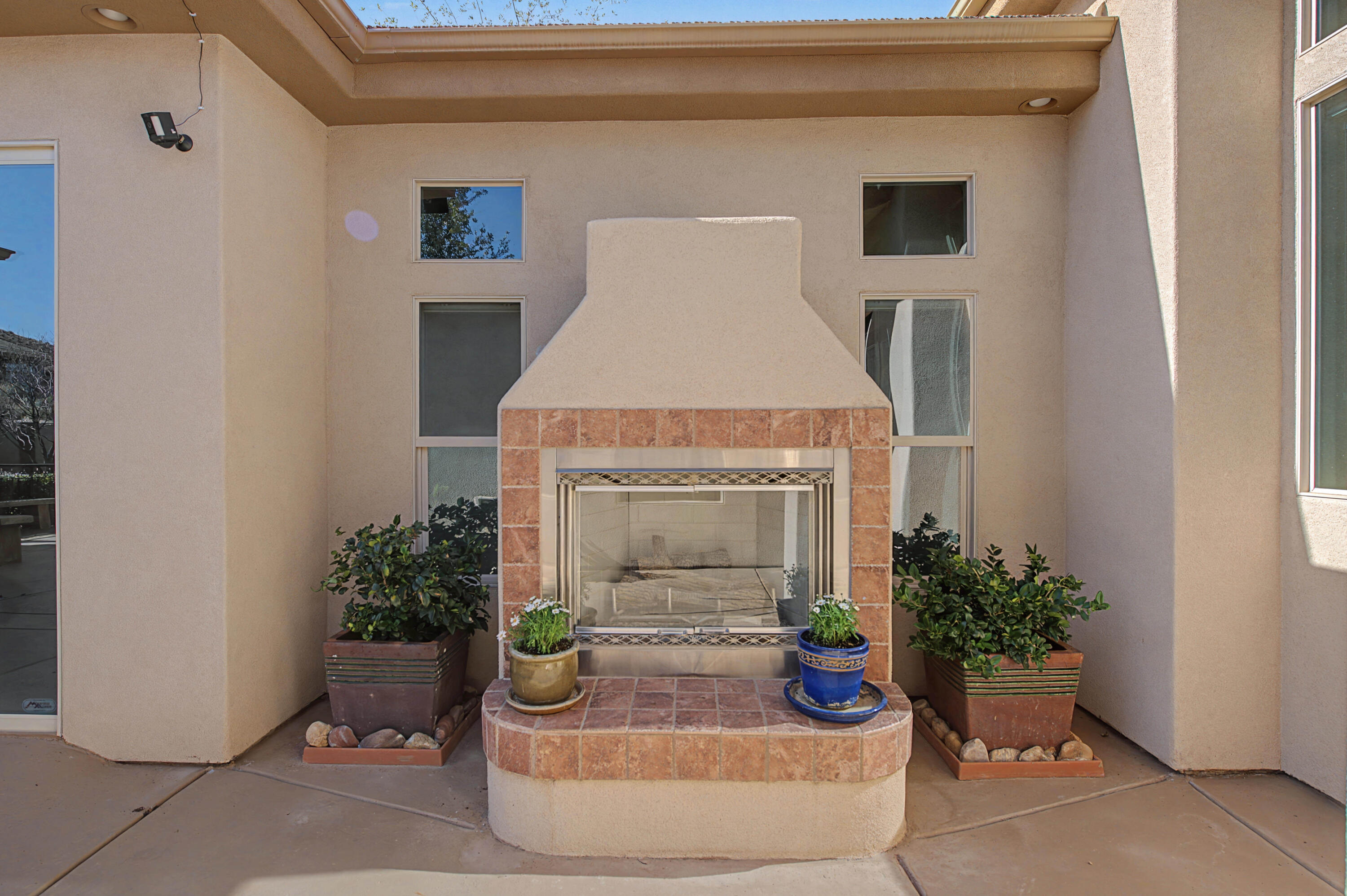 BELLSERA TOWNHOMES AT SUNBROOK - Residential