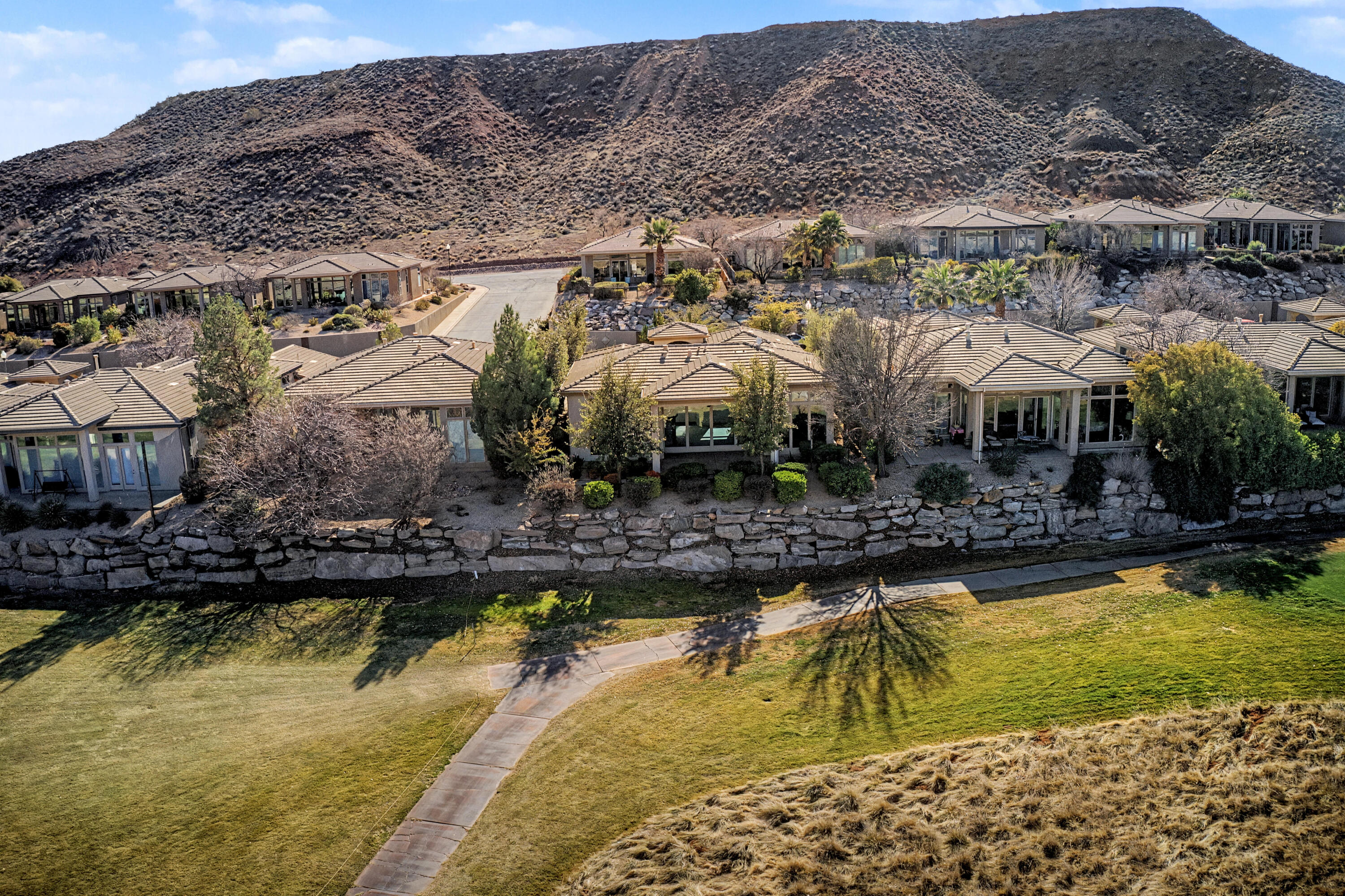 BELLSERA TOWNHOMES AT SUNBROOK - Residential