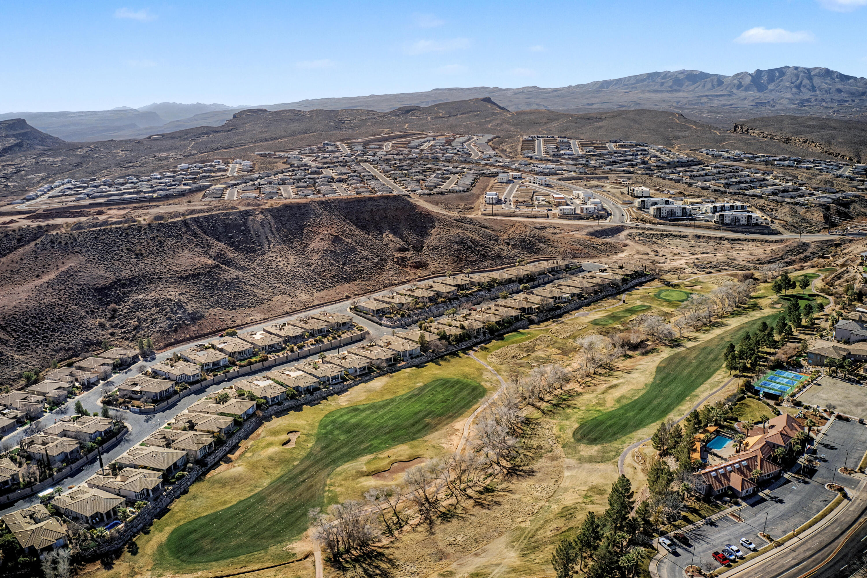 BELLSERA TOWNHOMES AT SUNBROOK - Residential