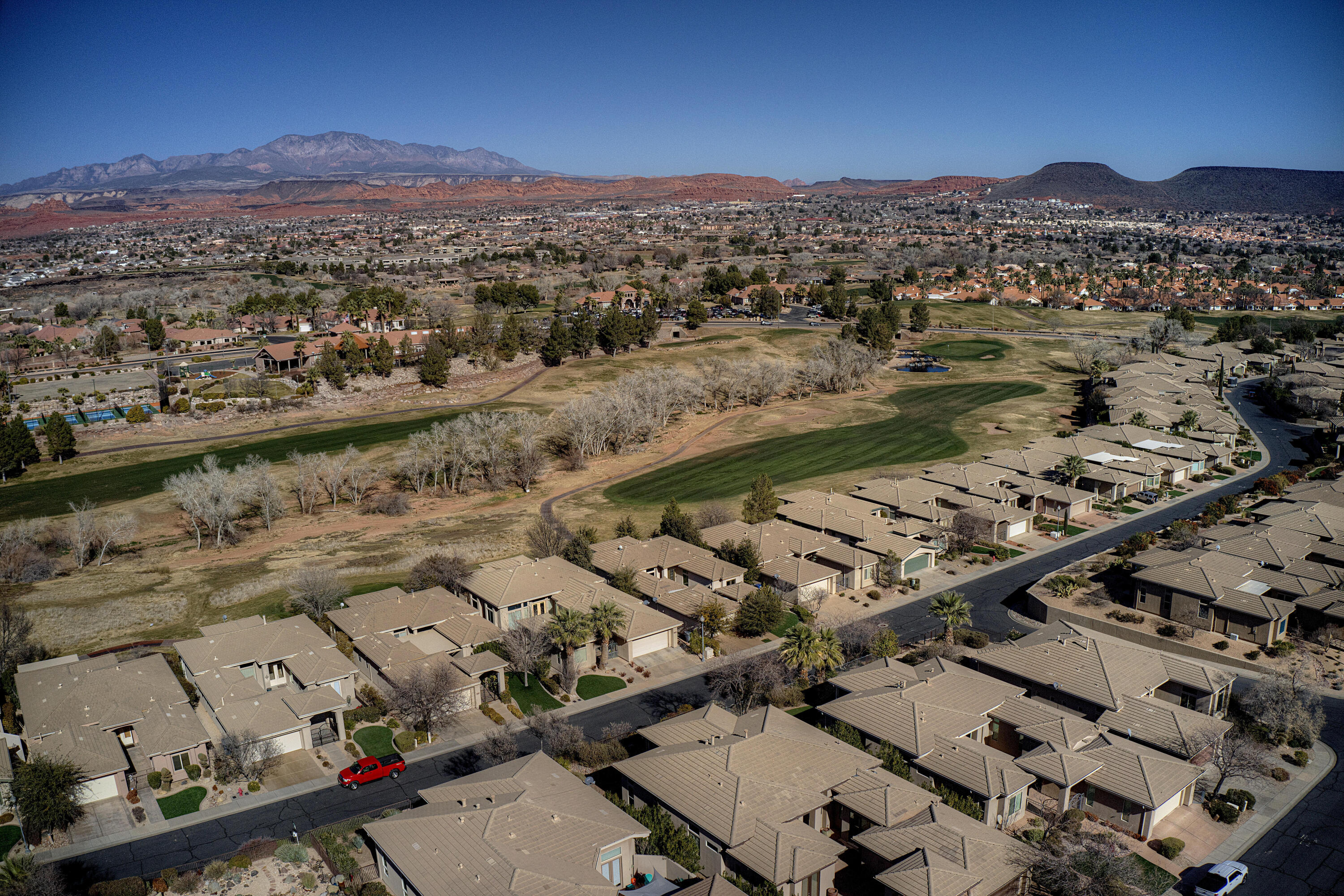 BELLSERA TOWNHOMES AT SUNBROOK - Residential
