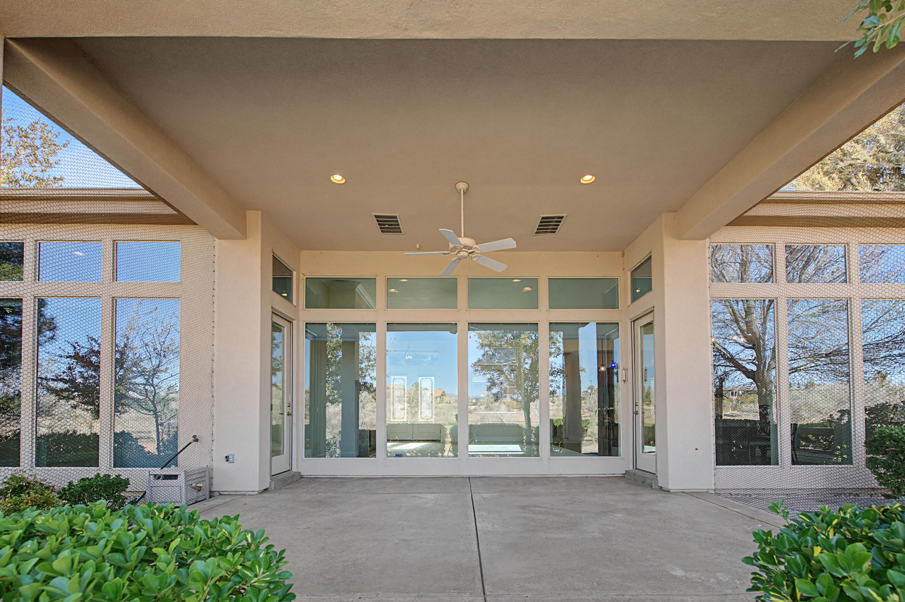 BELLSERA TOWNHOMES AT SUNBROOK - Residential