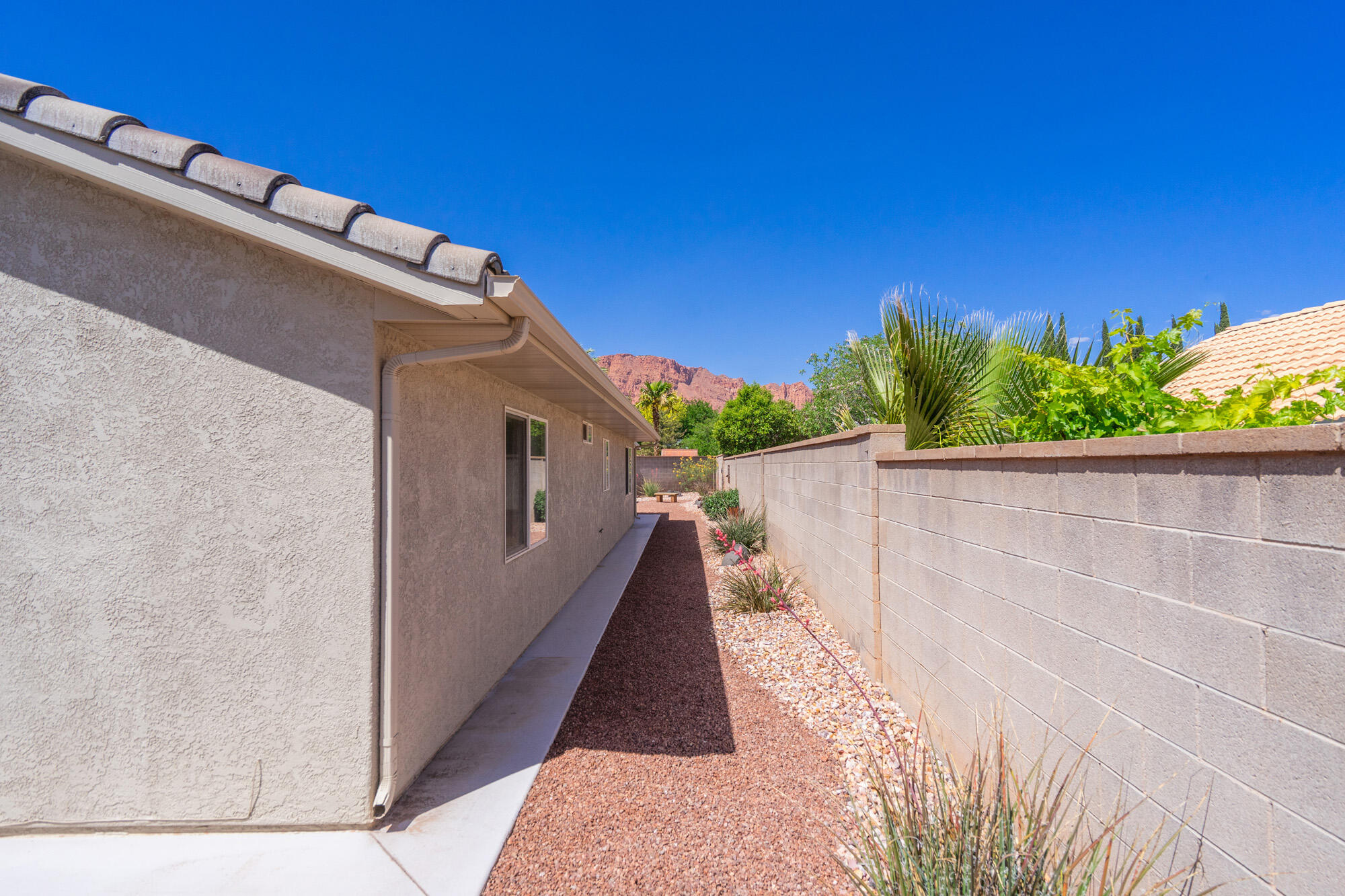 ELFIN COVE - Residential