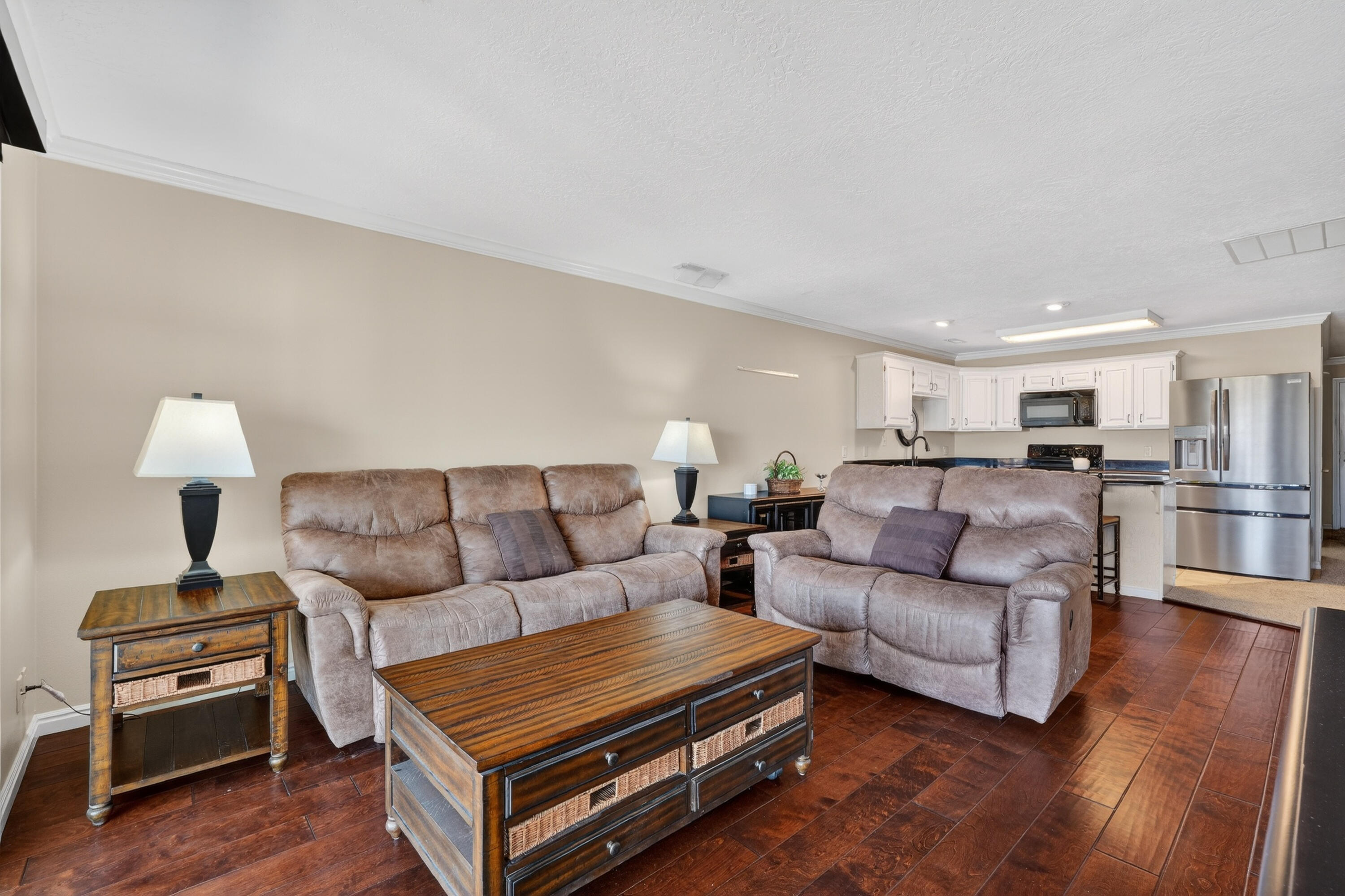 LAS PALMAS RESORT CONDOS - Residential